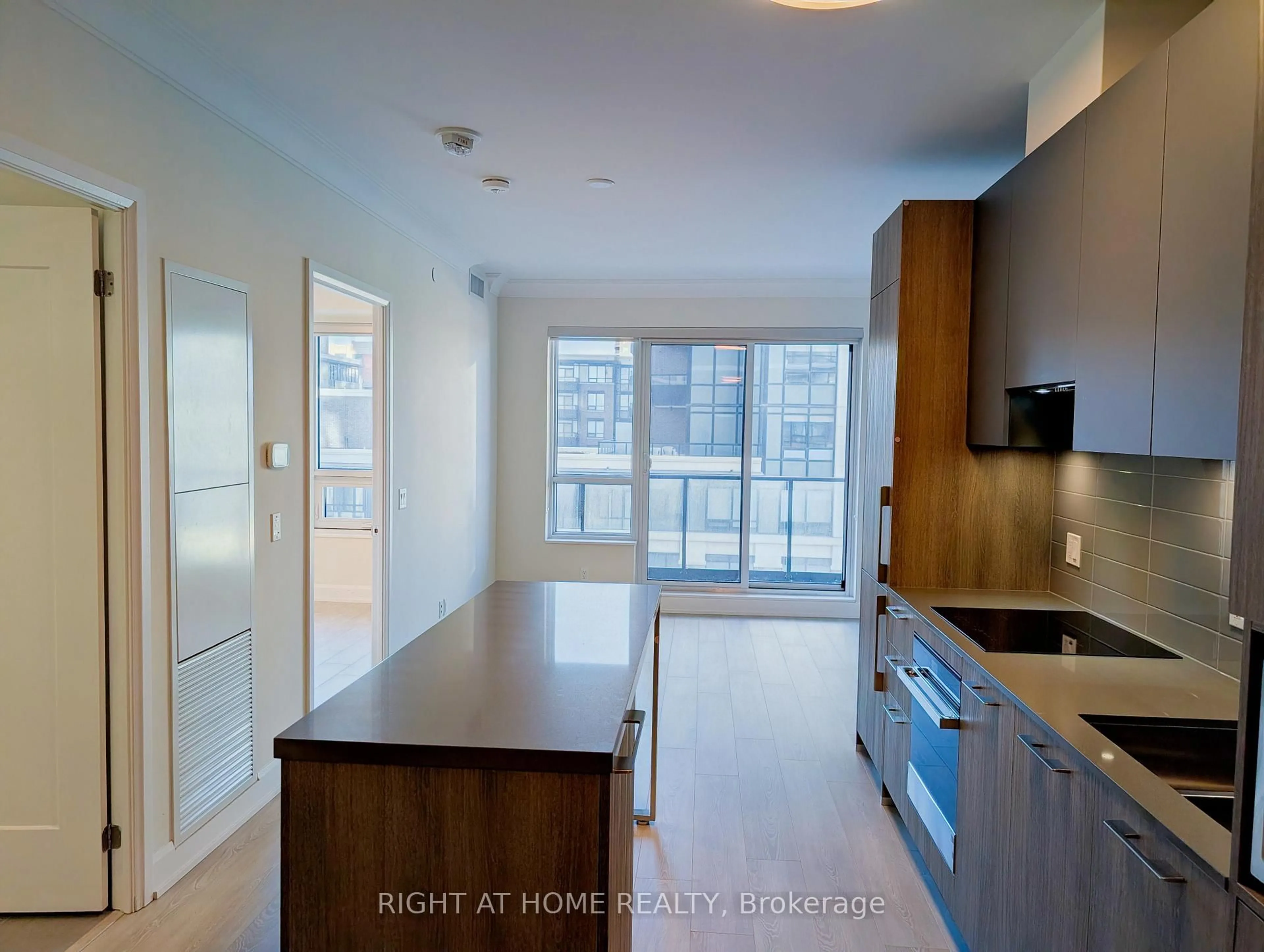 Standard kitchen, unknown for 18 Water Walk Dr #501, Markham Ontario L3R 6L5