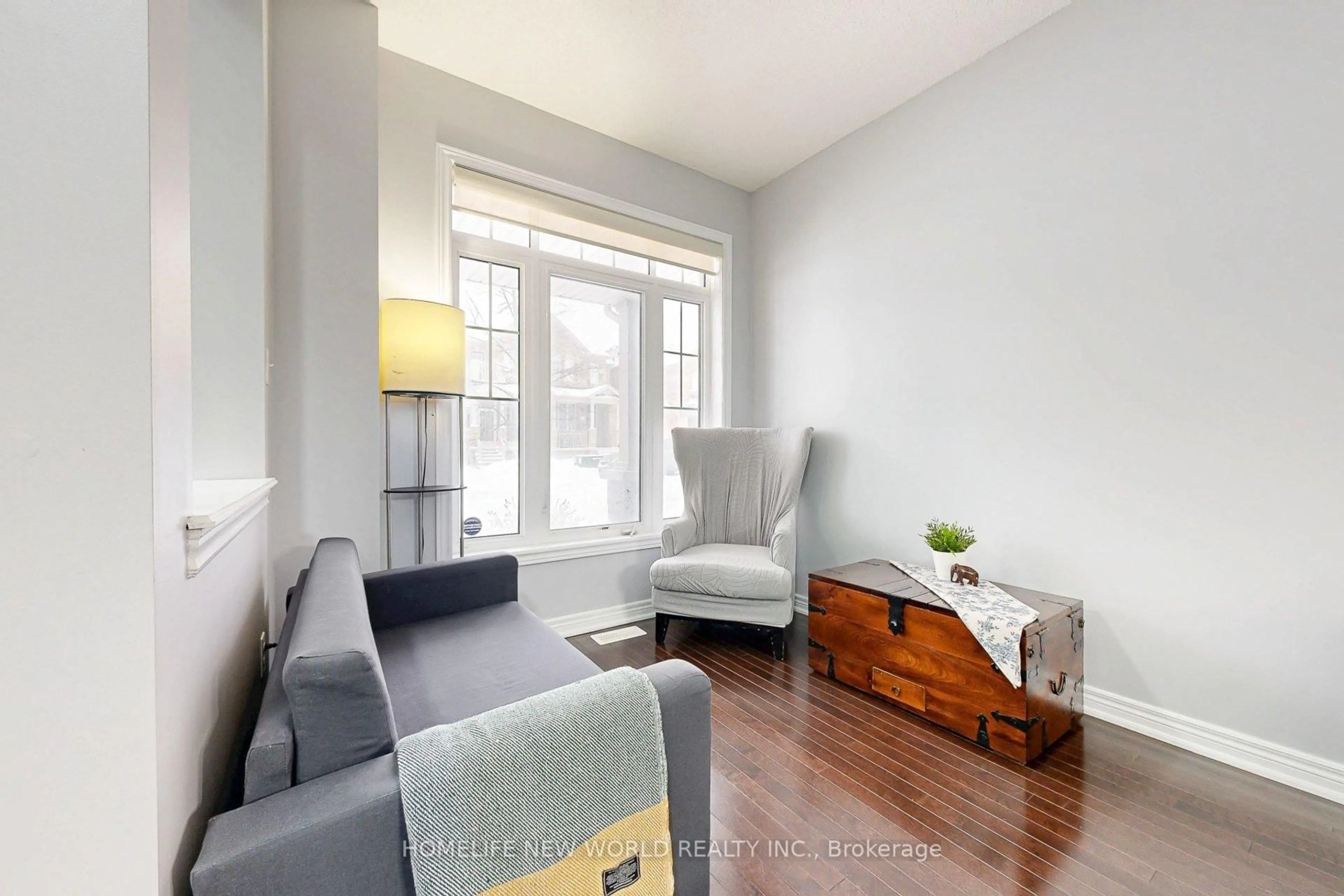 Living room with furniture, unknown for 15 Brock Ave, Markham Ontario L6C 0V4