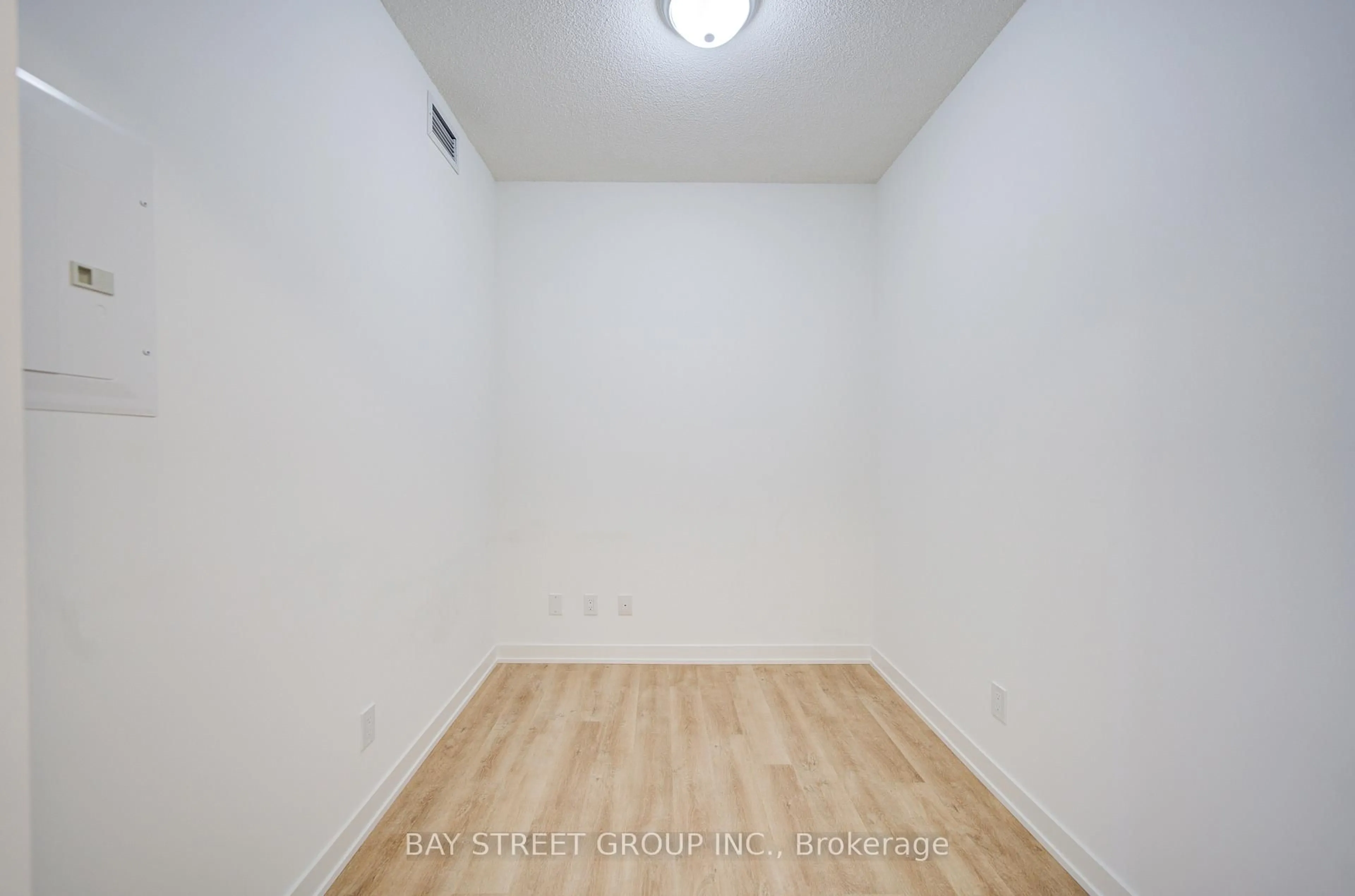 A pic of a room for 292 Verdale Crossing #1204B, Markham Ontario L6G 0H6