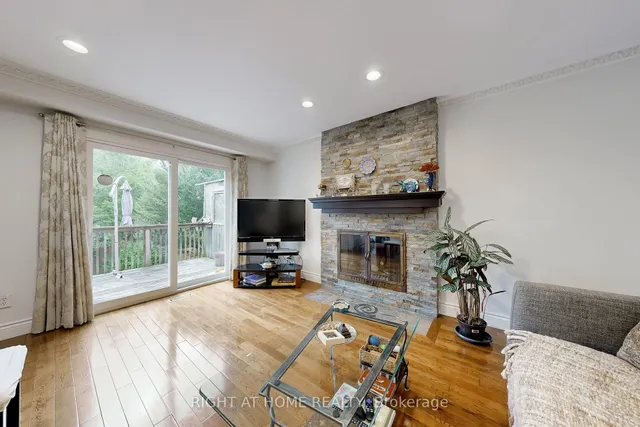 52 Breckonwood Cres, Markham 3