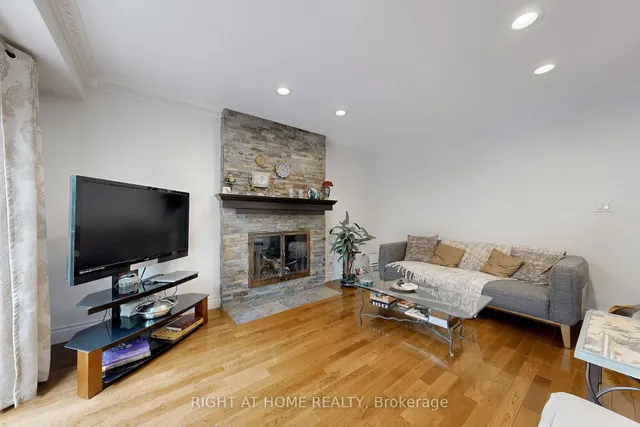 52 Breckonwood Cres, Markham 5