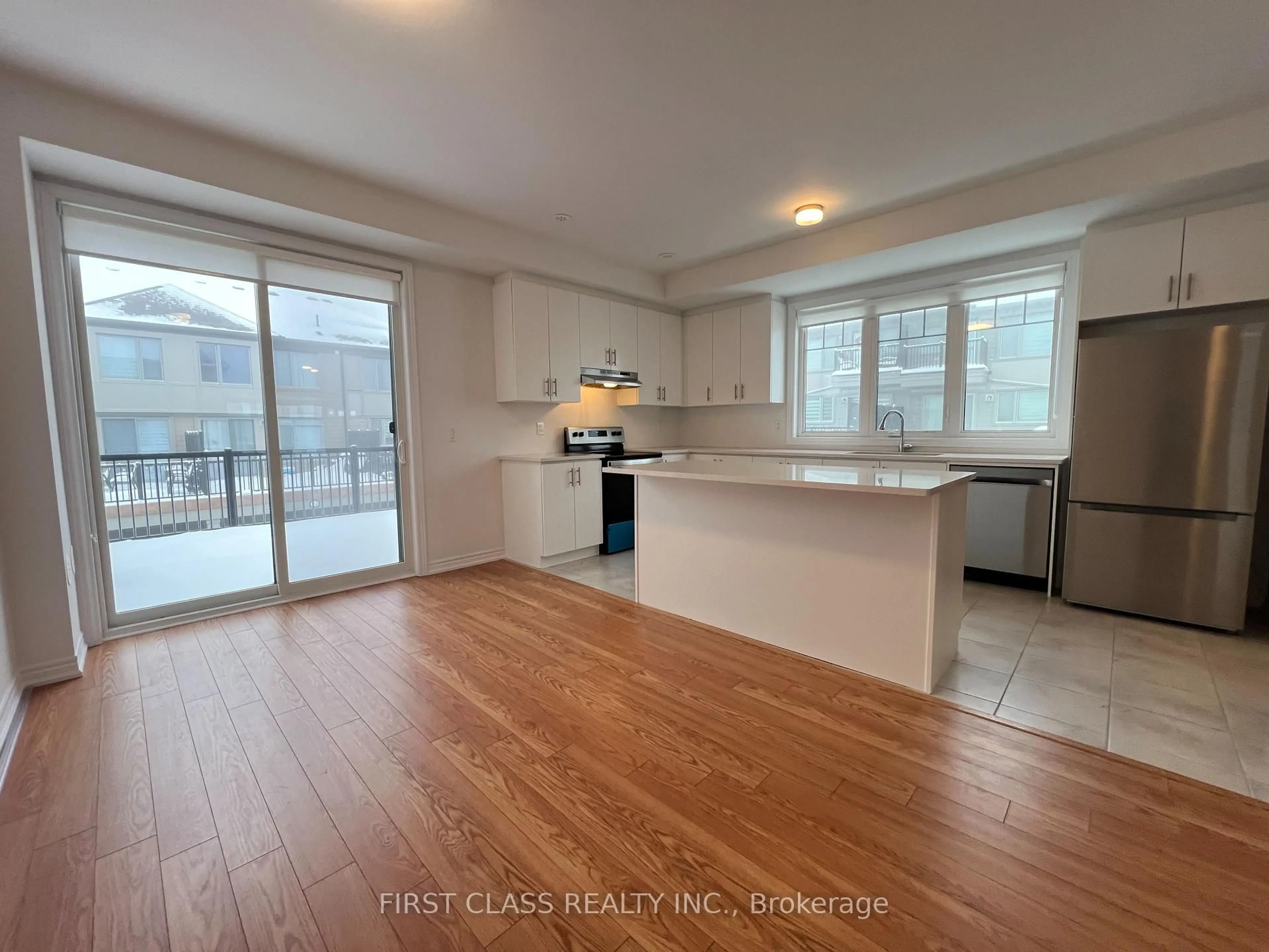 Open concept kitchen, unknown for 126 Lageer Dr, Whitchurch-Stouffville Ontario L4A 0M5