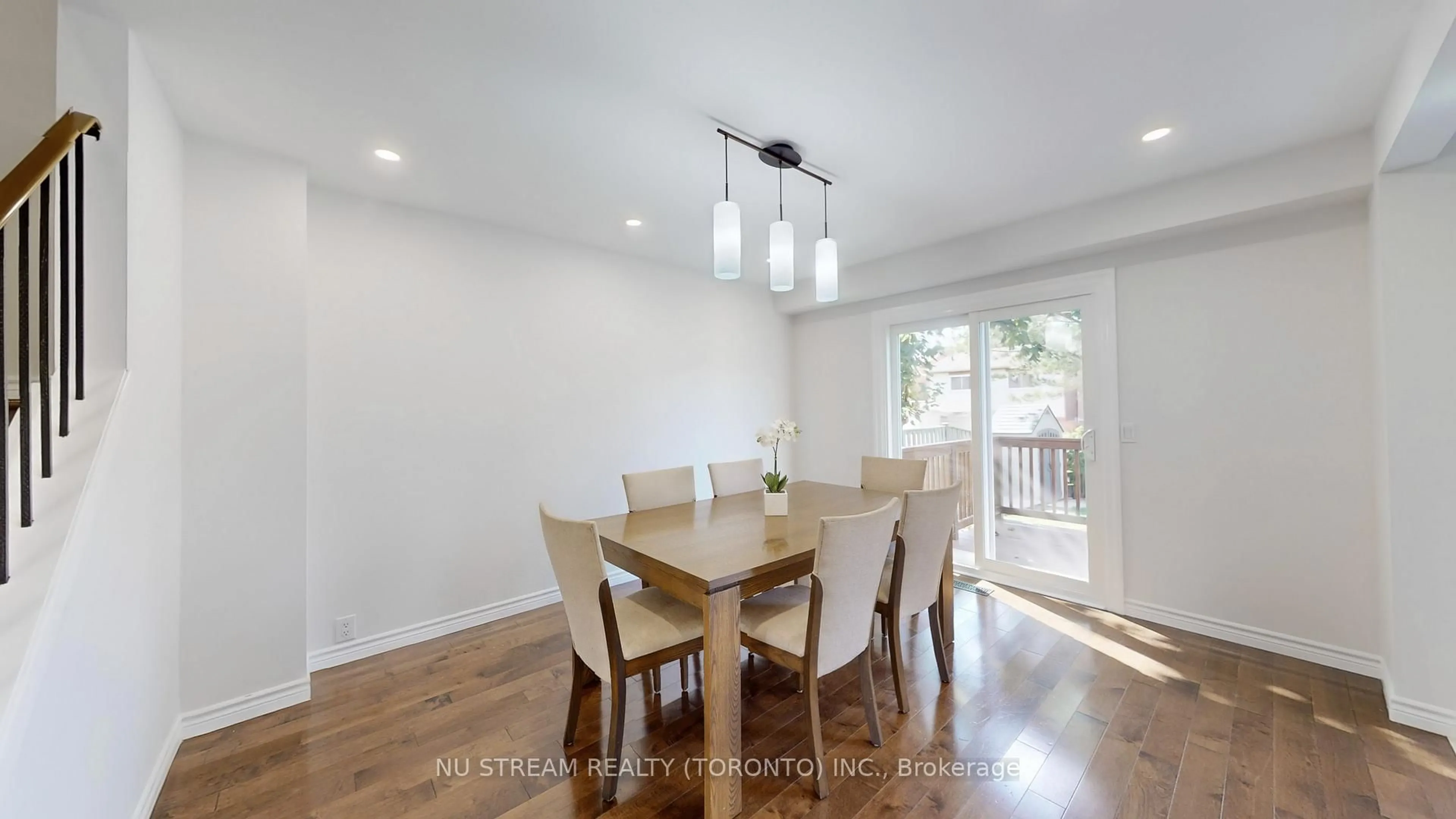 Dining room, wood/laminate floor for 95 Madsen Cres, Markham Ontario L3R 4P2