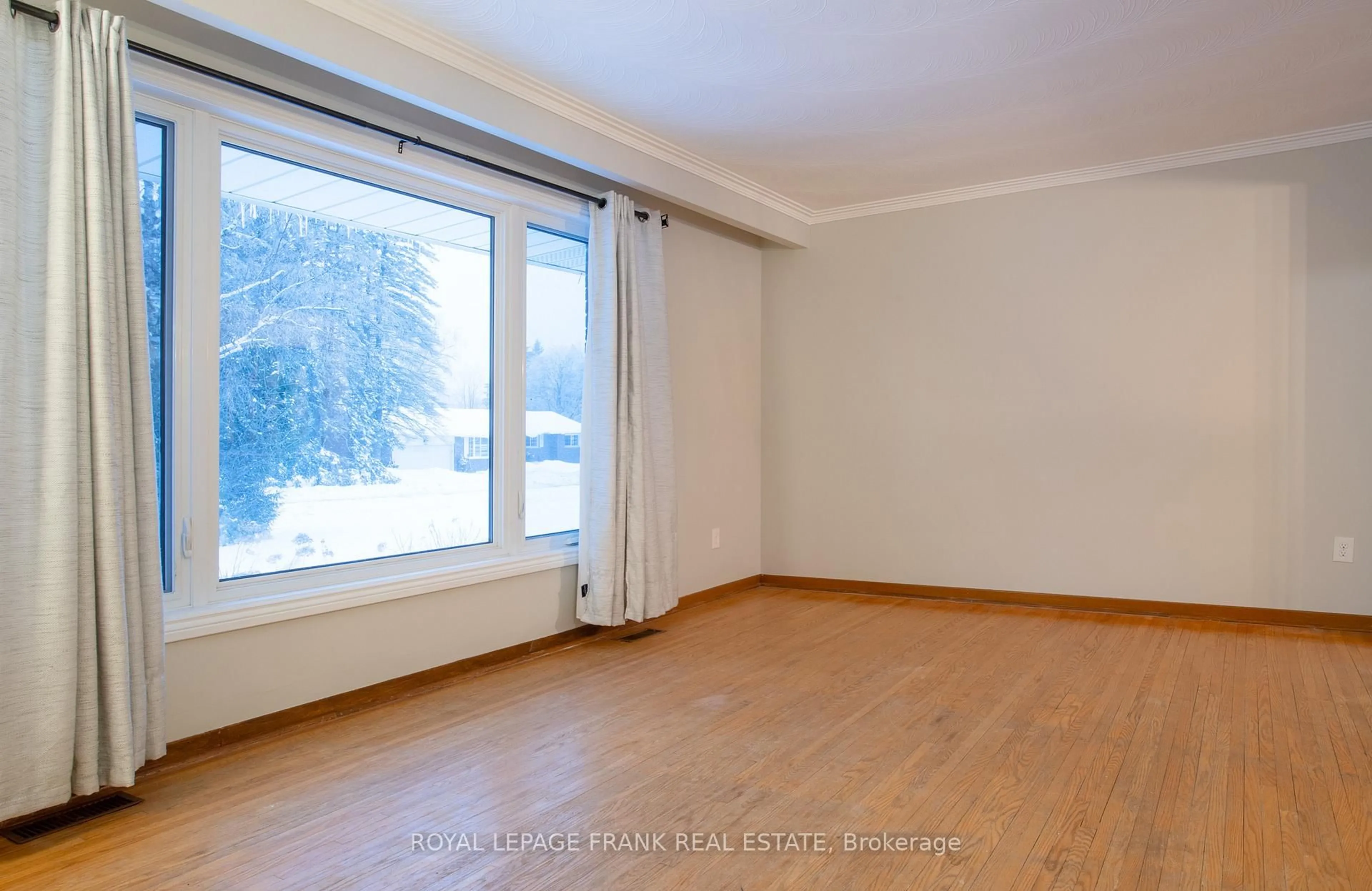 A pic of a room for 41 Felcher Blvd, Whitchurch-Stouffville Ontario L4A 3H4