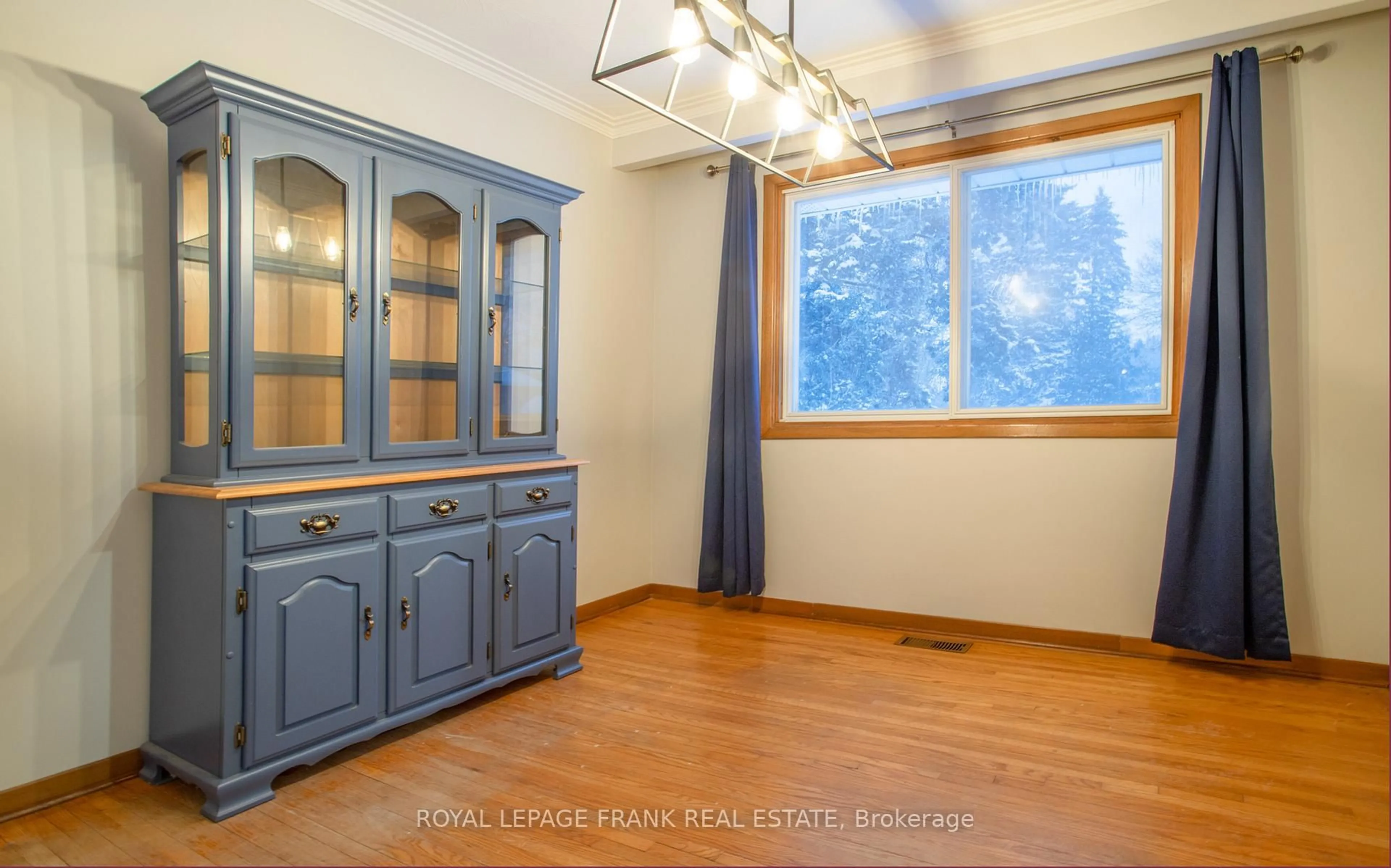 Dining room, wood/laminate floor for 41 Felcher Blvd, Whitchurch-Stouffville Ontario L4A 3H4