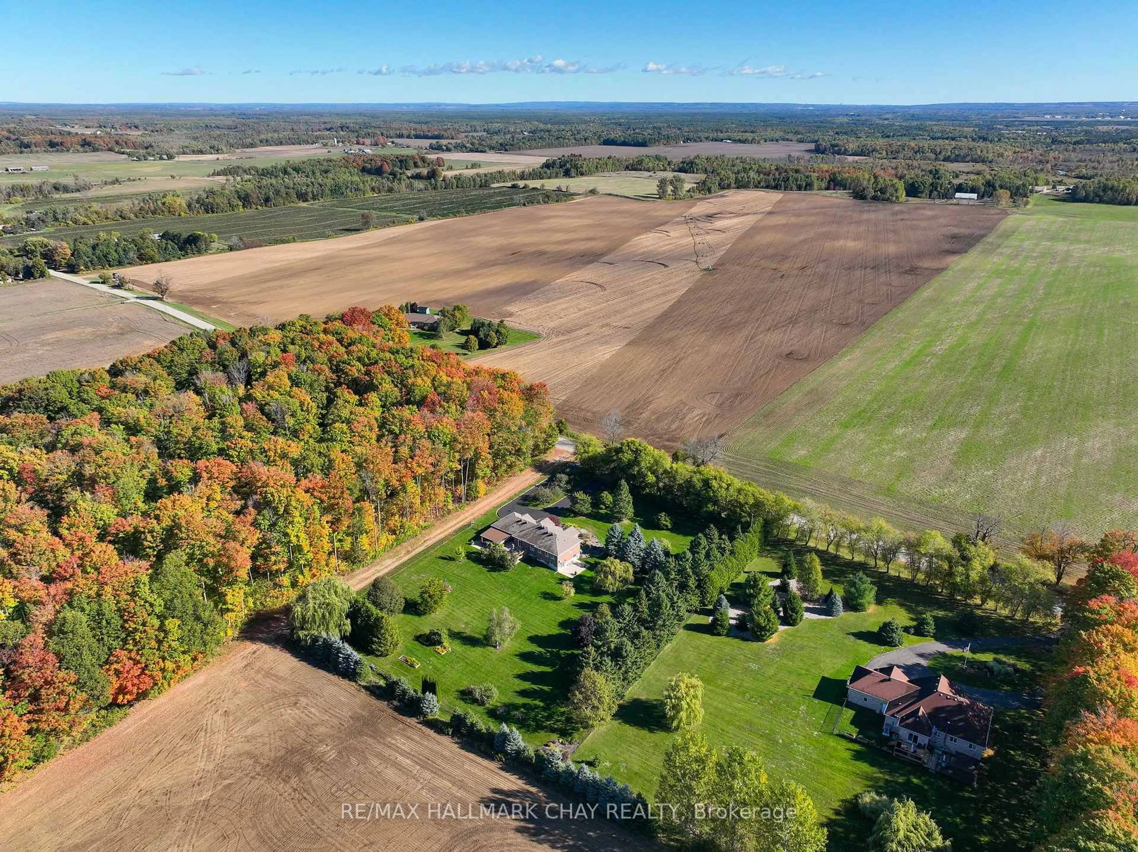 A pic from outside/outdoor area/front of a property/back of a property/a pic from drone, forest/trees view for 7558 Concession Road 2 Rd, Adjala-Tosorontio Ontario L0M 1M0