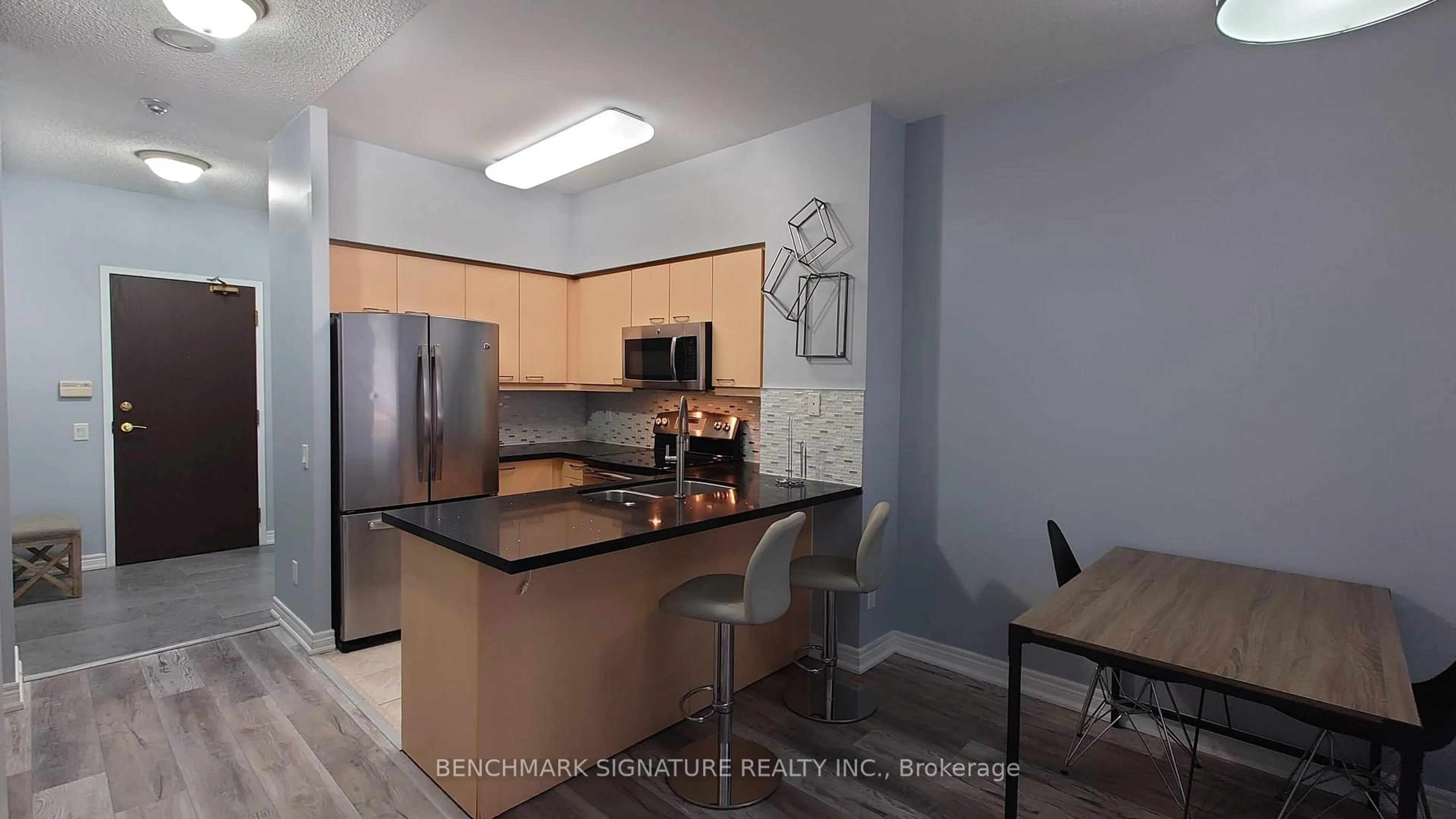 Standard kitchen, unknown for 25 Times Ave #110, Markham Ontario L3T 7X5