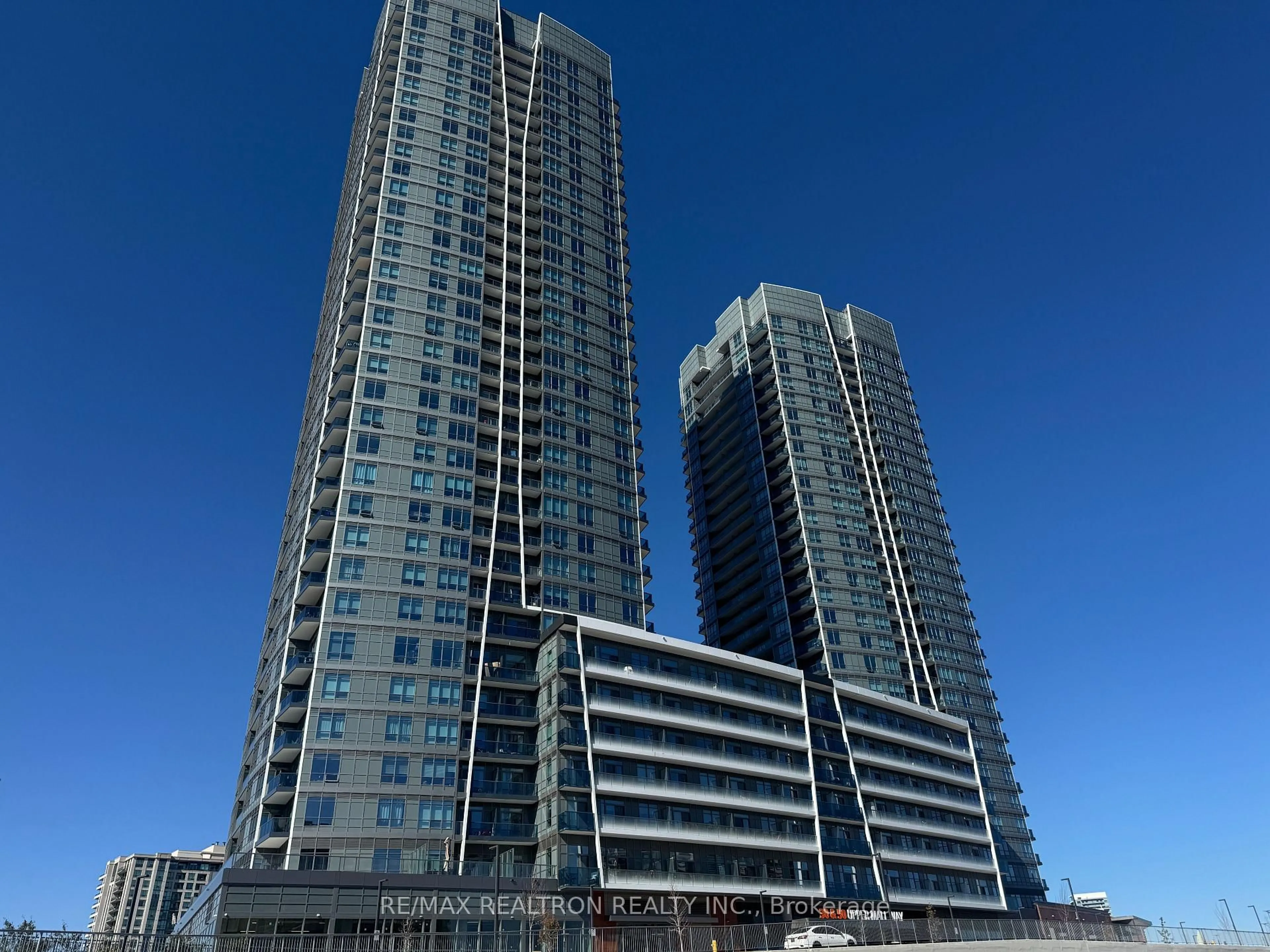 Unknown for 50 Upper Mall Way #728, Vaughan Ontario L4J 0L8