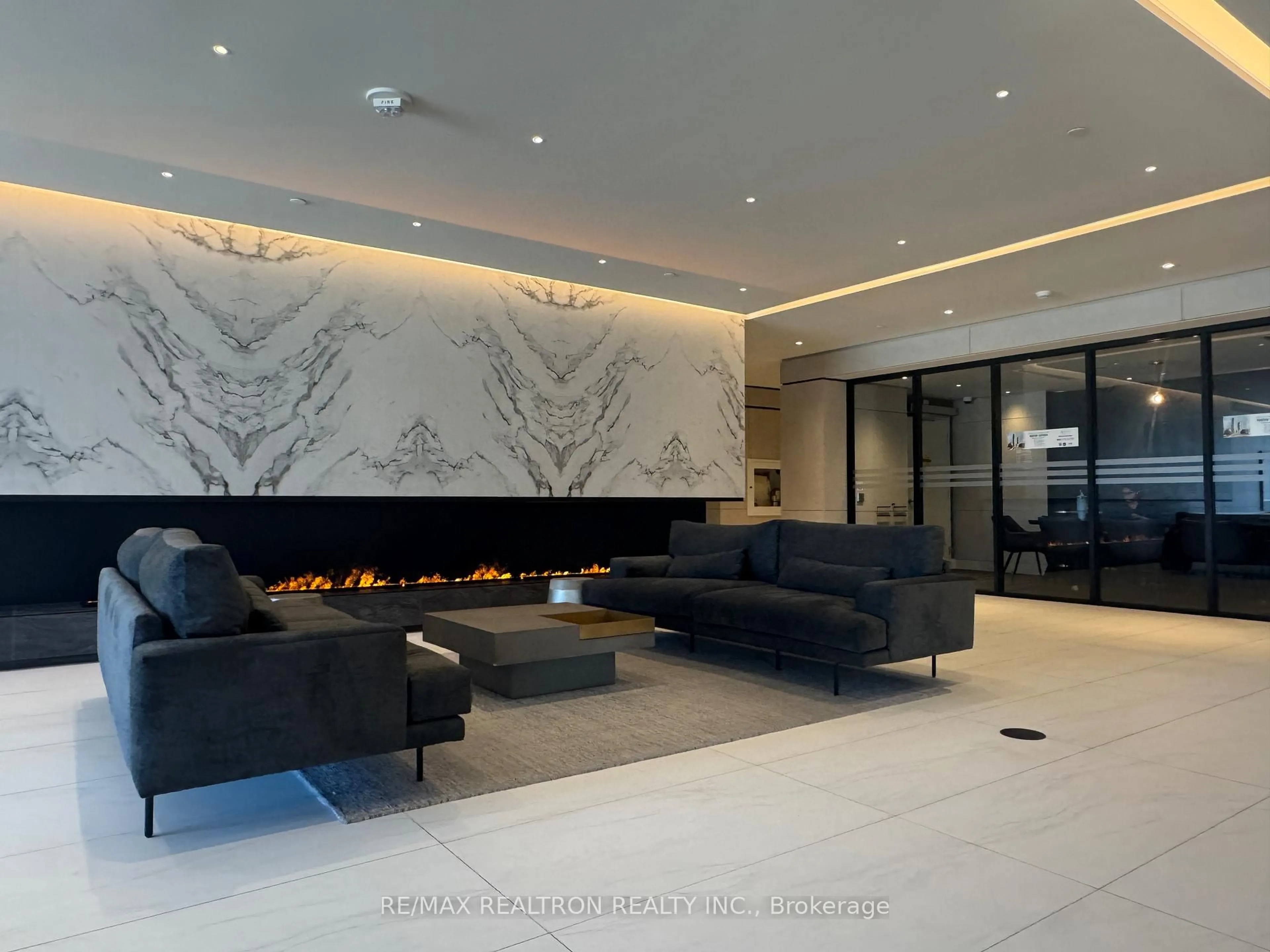 Lobby for 50 Upper Mall Way #728, Vaughan Ontario L4J 0L8