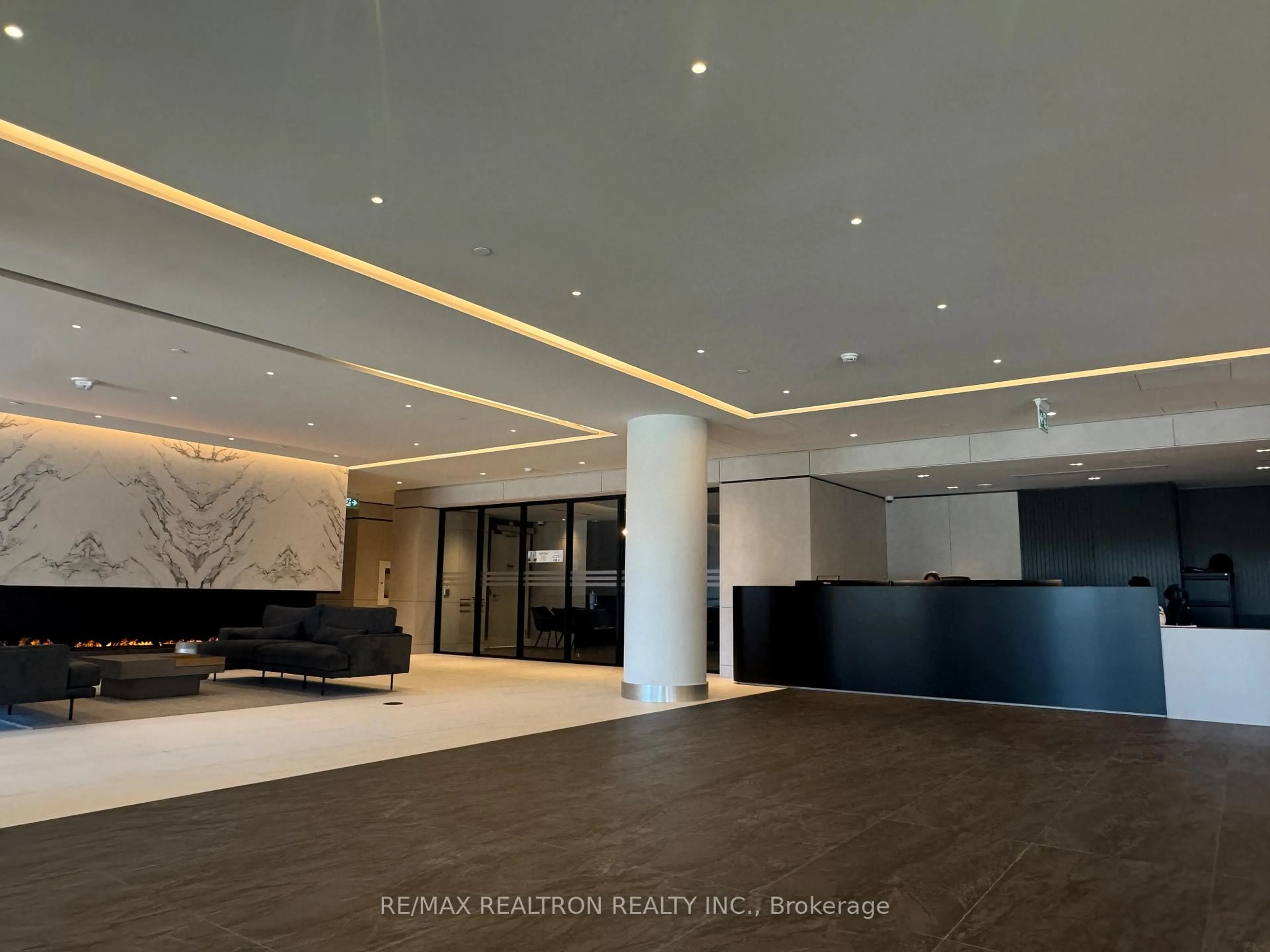 Lobby for 50 Upper Mall Way #728, Vaughan Ontario L4J 0L8