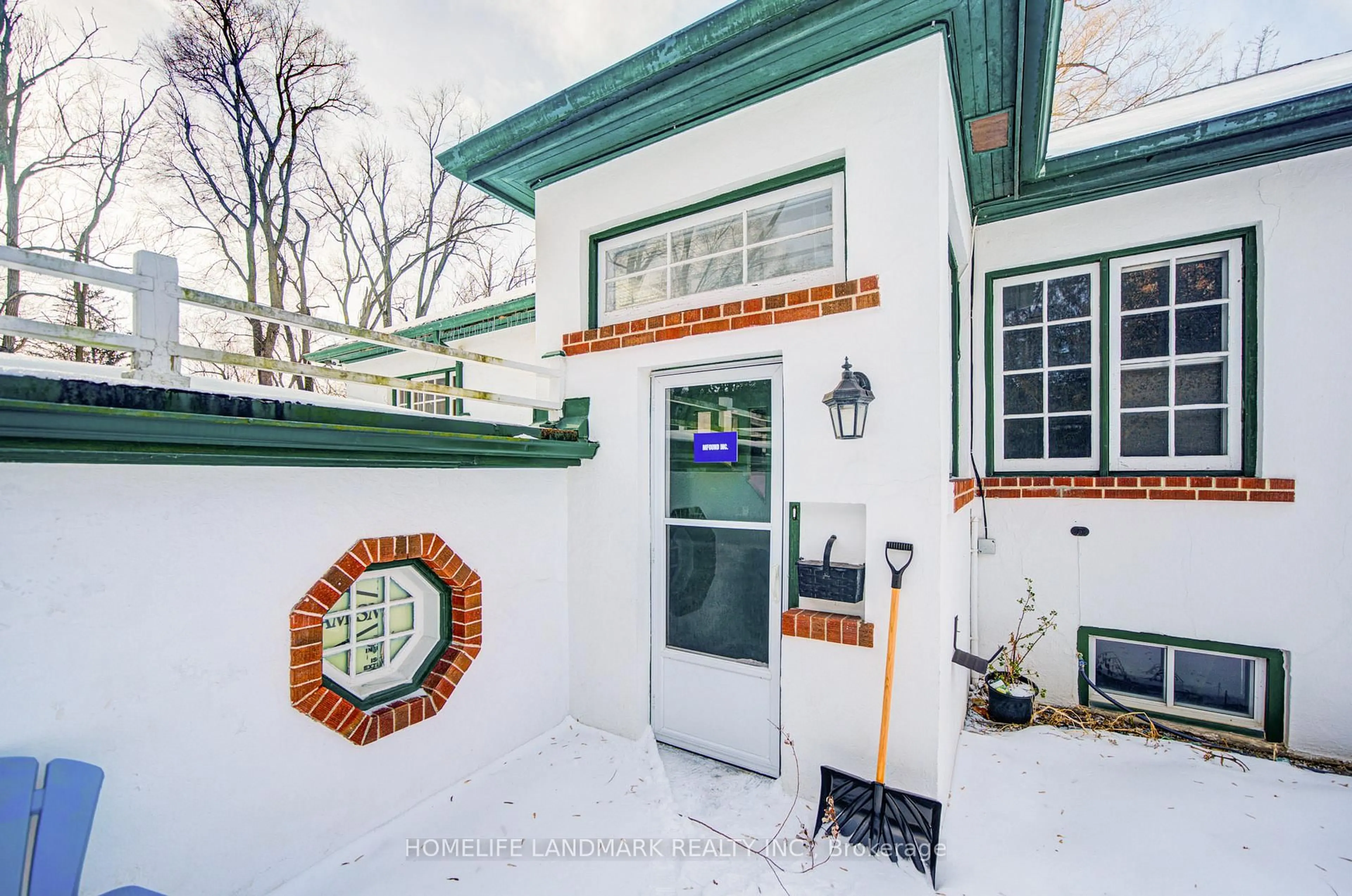 Patio, street for 119 Robinson St, Markham Ontario L3P 1P2