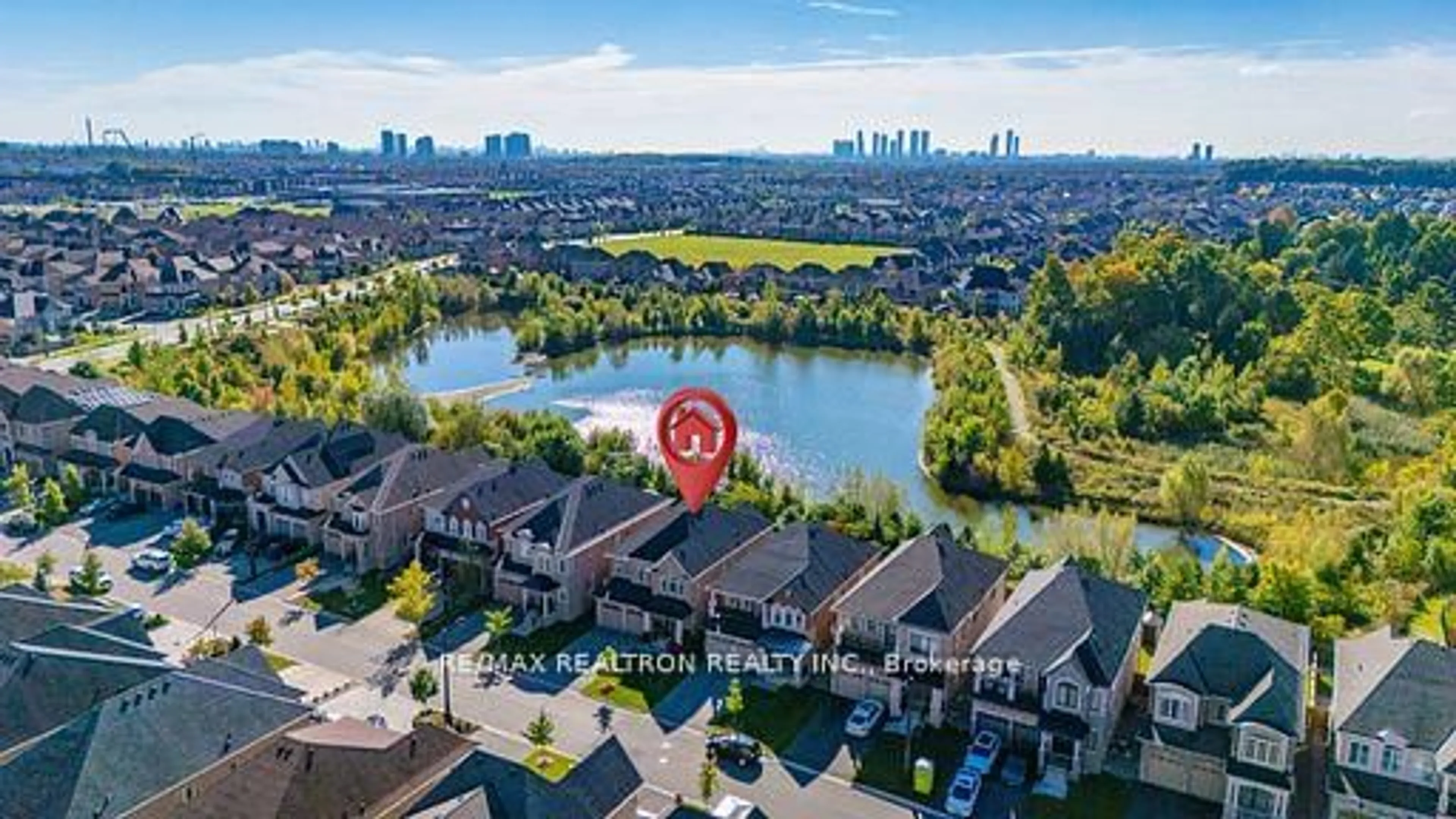 A pic from outside/outdoor area/front of a property/back of a property/a pic from drone, water/lake/river/ocean view for 53 Gallant Pl, Vaughan Ontario L4L 1A6