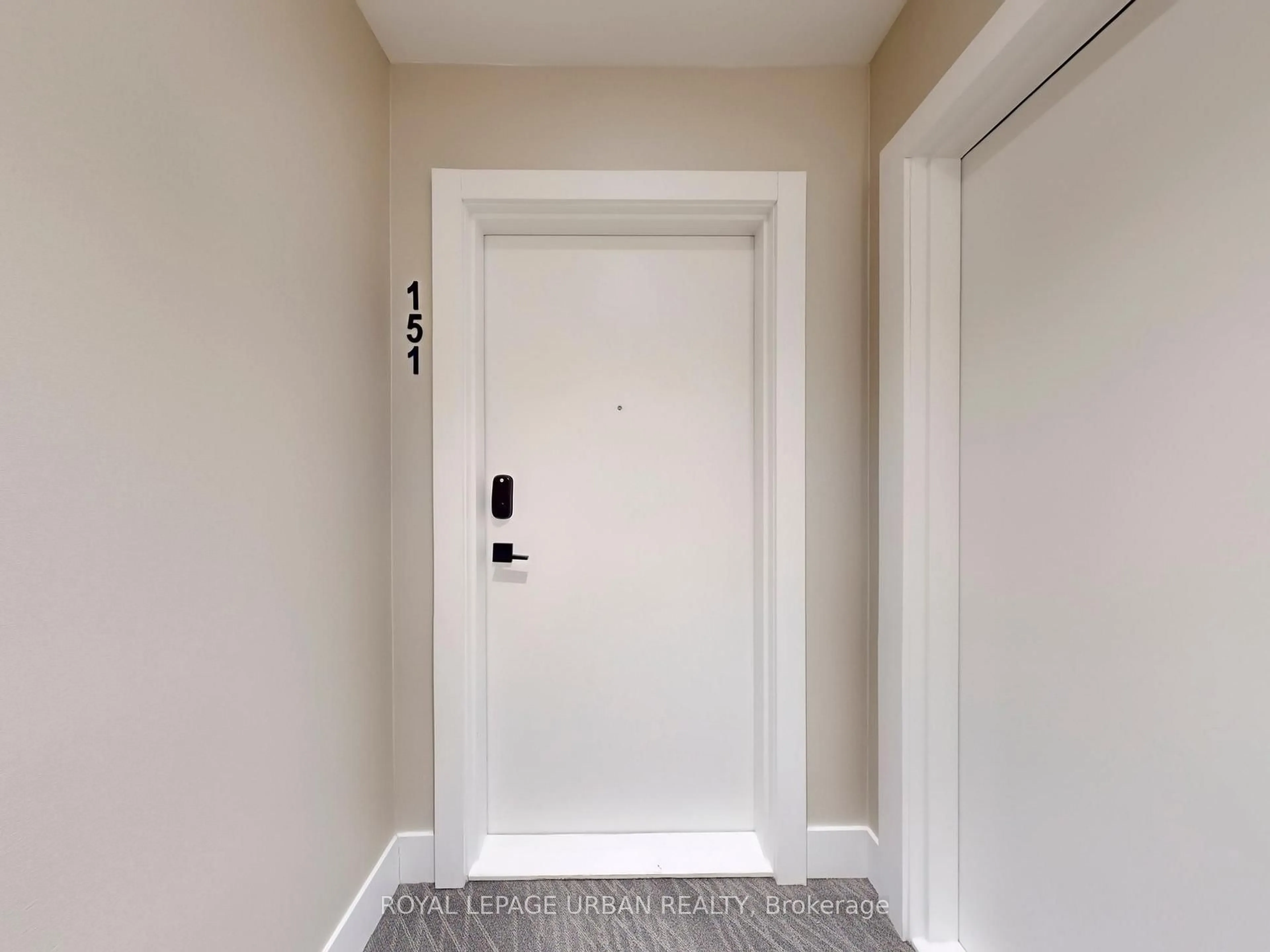 Indoor entryway for 415 Sea Ray Ave #151, Innisfil Ontario L9S 0R5