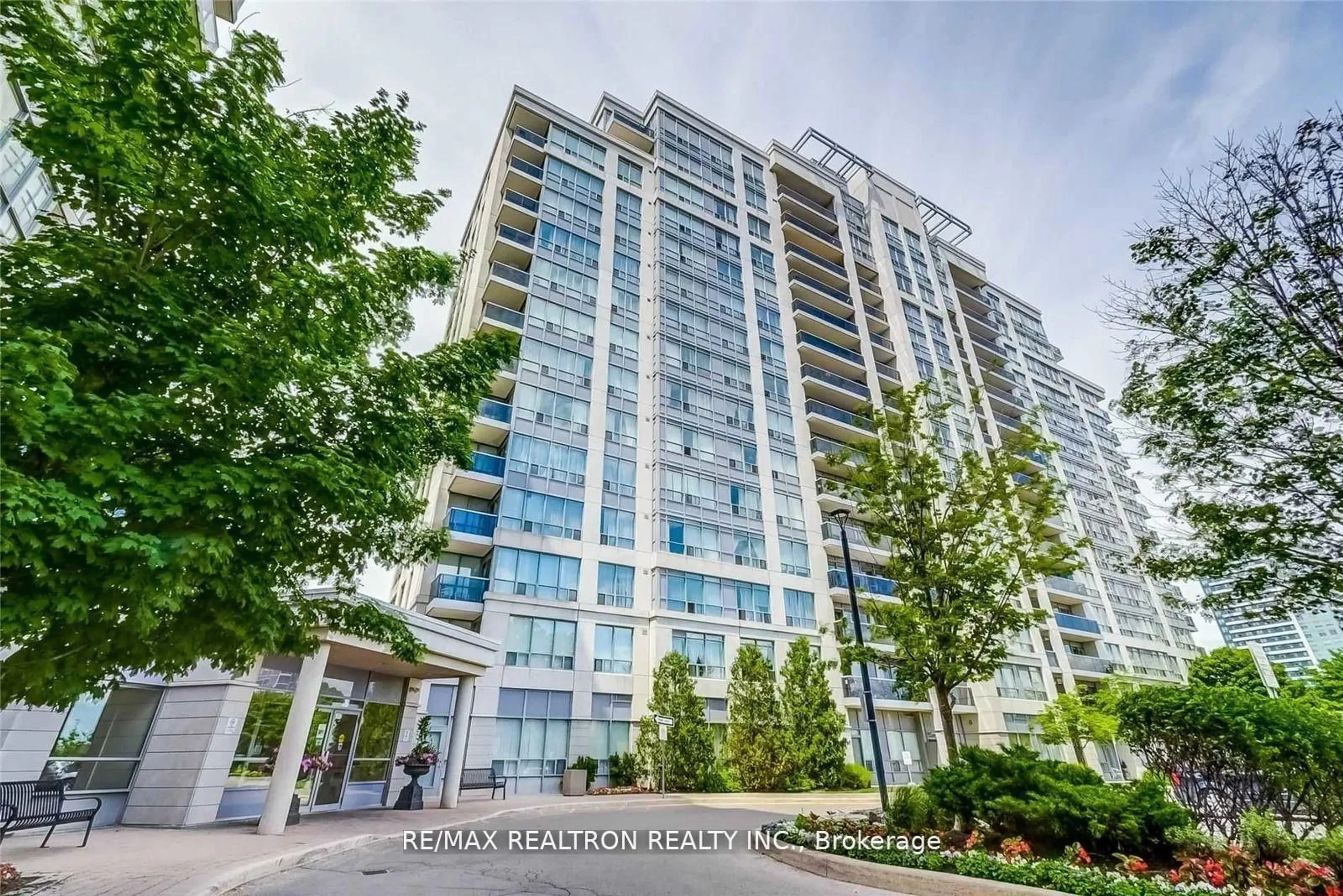 Unknown for 60 Disera Dr #309, Vaughan Ontario L4J 9G1