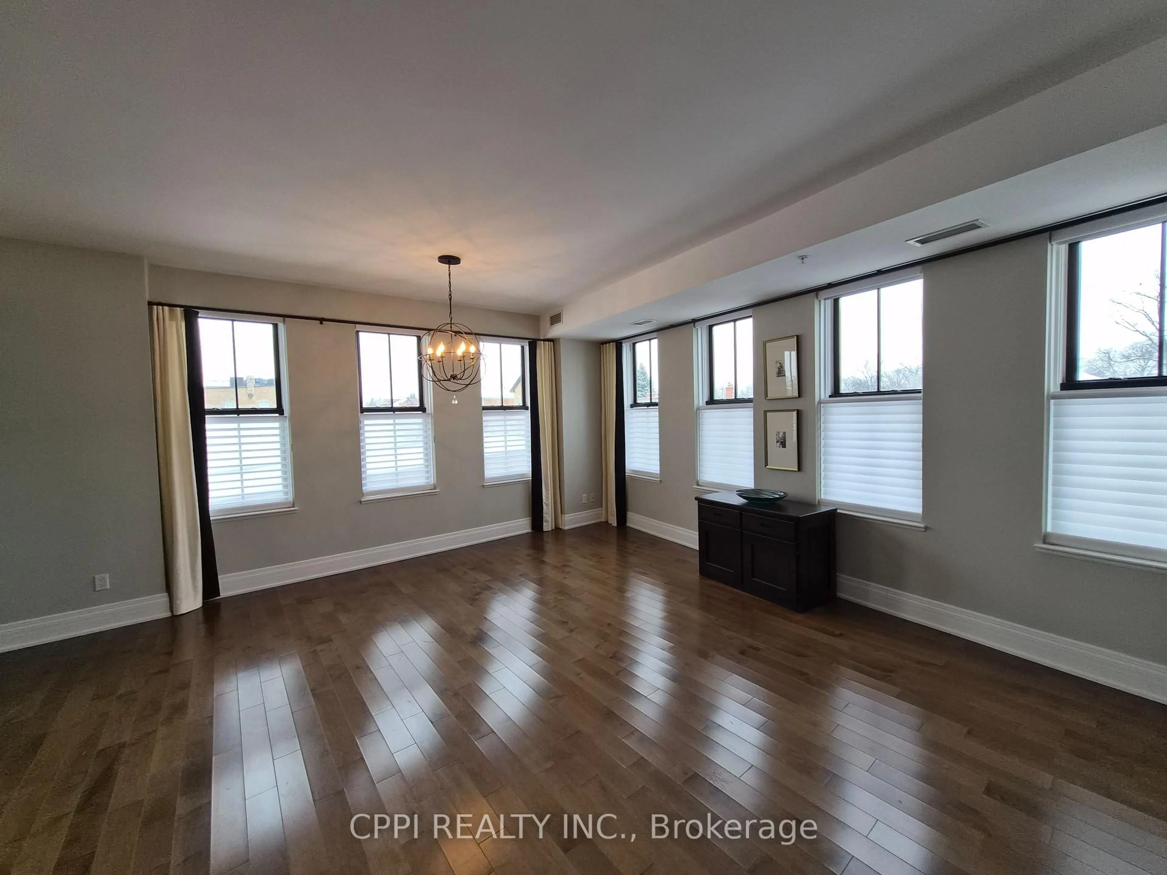 A pic of a room for 68 Main St #329, Markham Ontario L3P 0N5