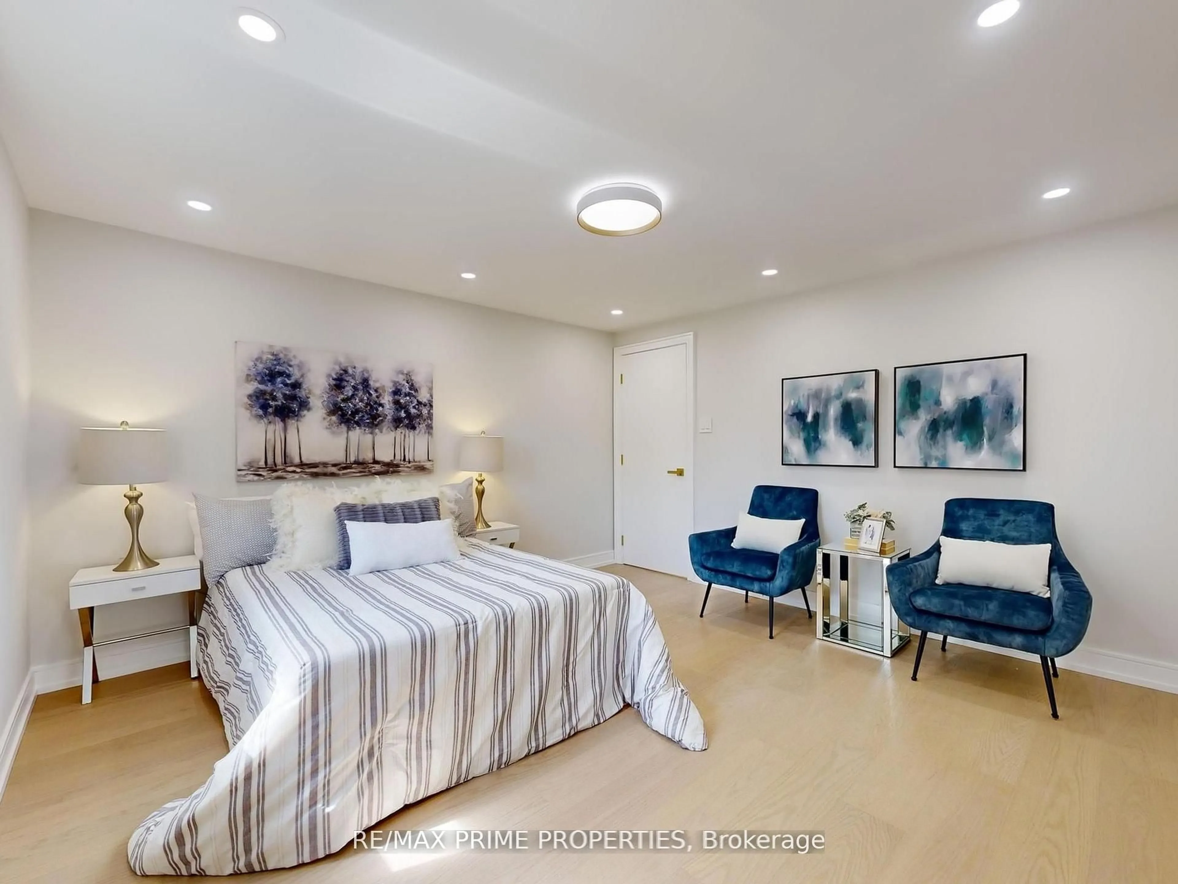 A pic of a room for 137 Old Surrey Lane, Richmond Hill Ontario L4C 6R9