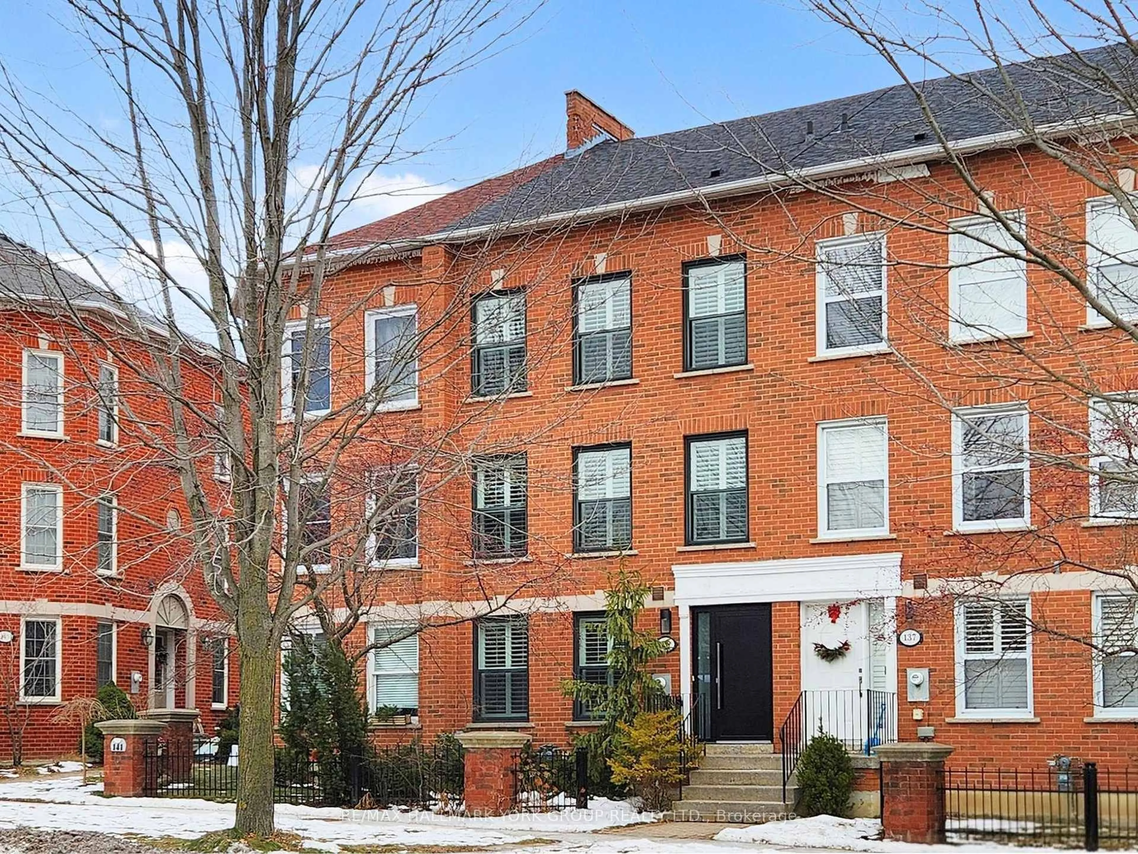 Home with brick exterior material, street for 139 John West Way, Aurora Ontario L4G 7E3