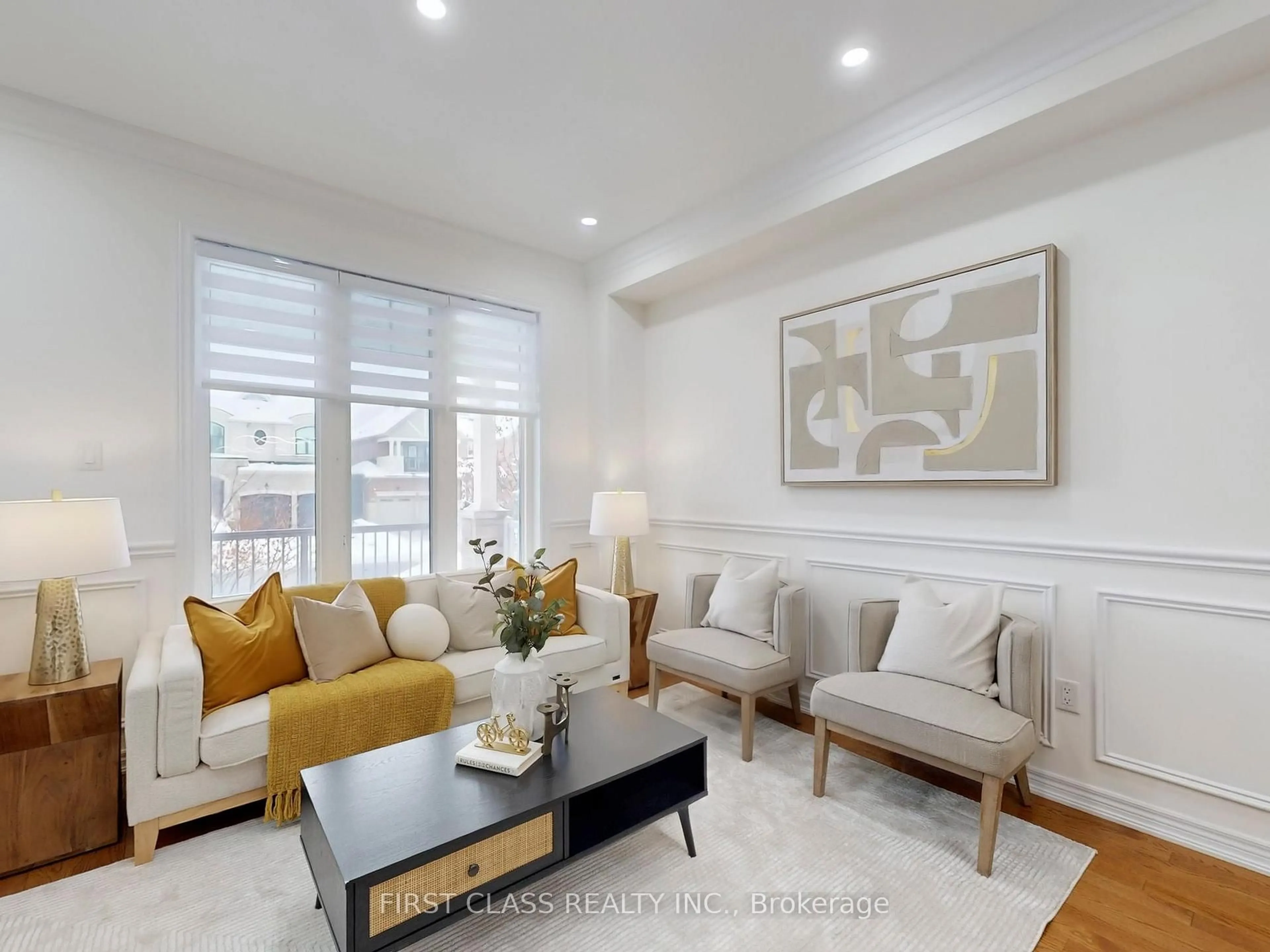 Living room with furniture, unknown for 16 Milos Rd, Richmond Hill Ontario L4E 0J9