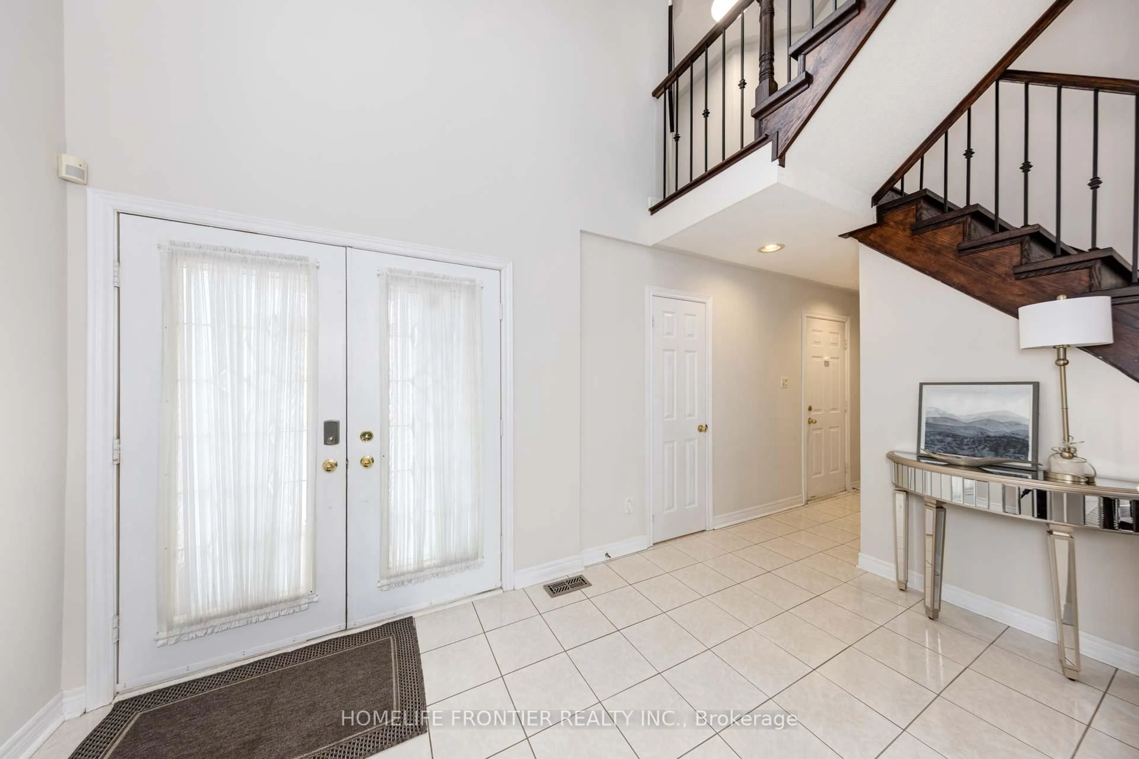 Indoor entryway for 189 Frank Endean Rd, Richmond Hill Ontario L4S 1S4