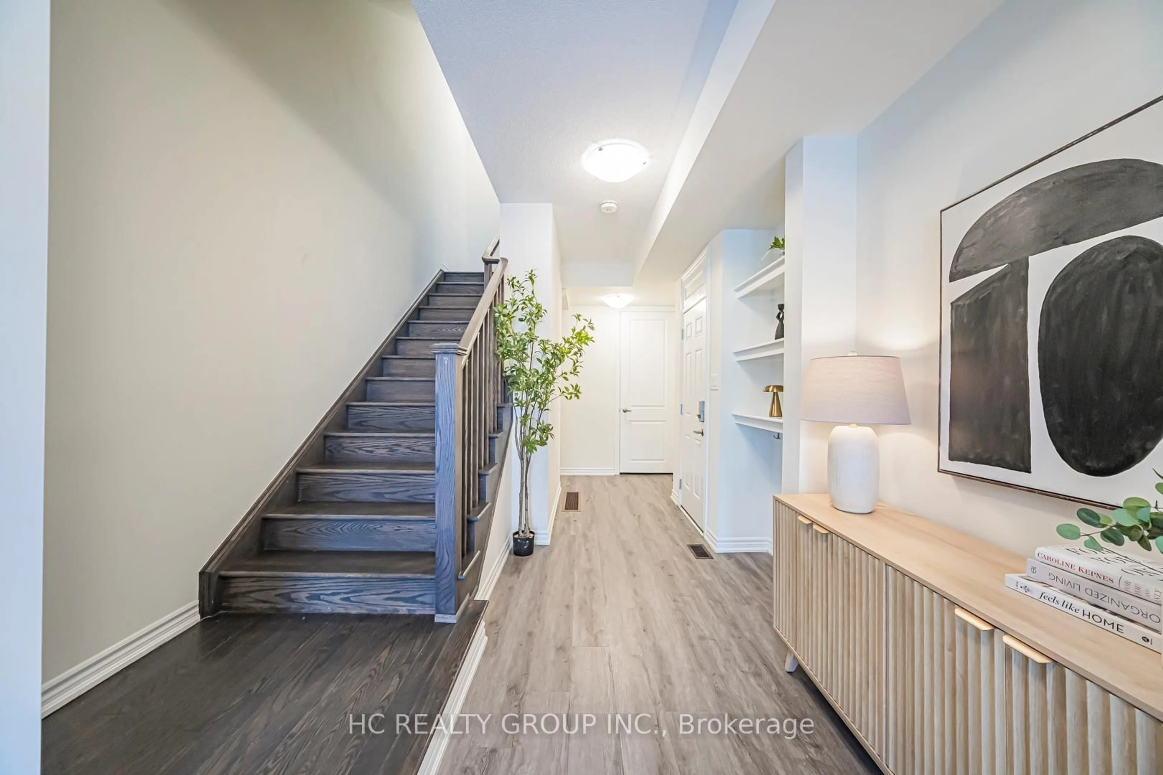 Indoor entryway for 82 Thomas Frisby Jr Cres, Markham Ontario L6C 3L2