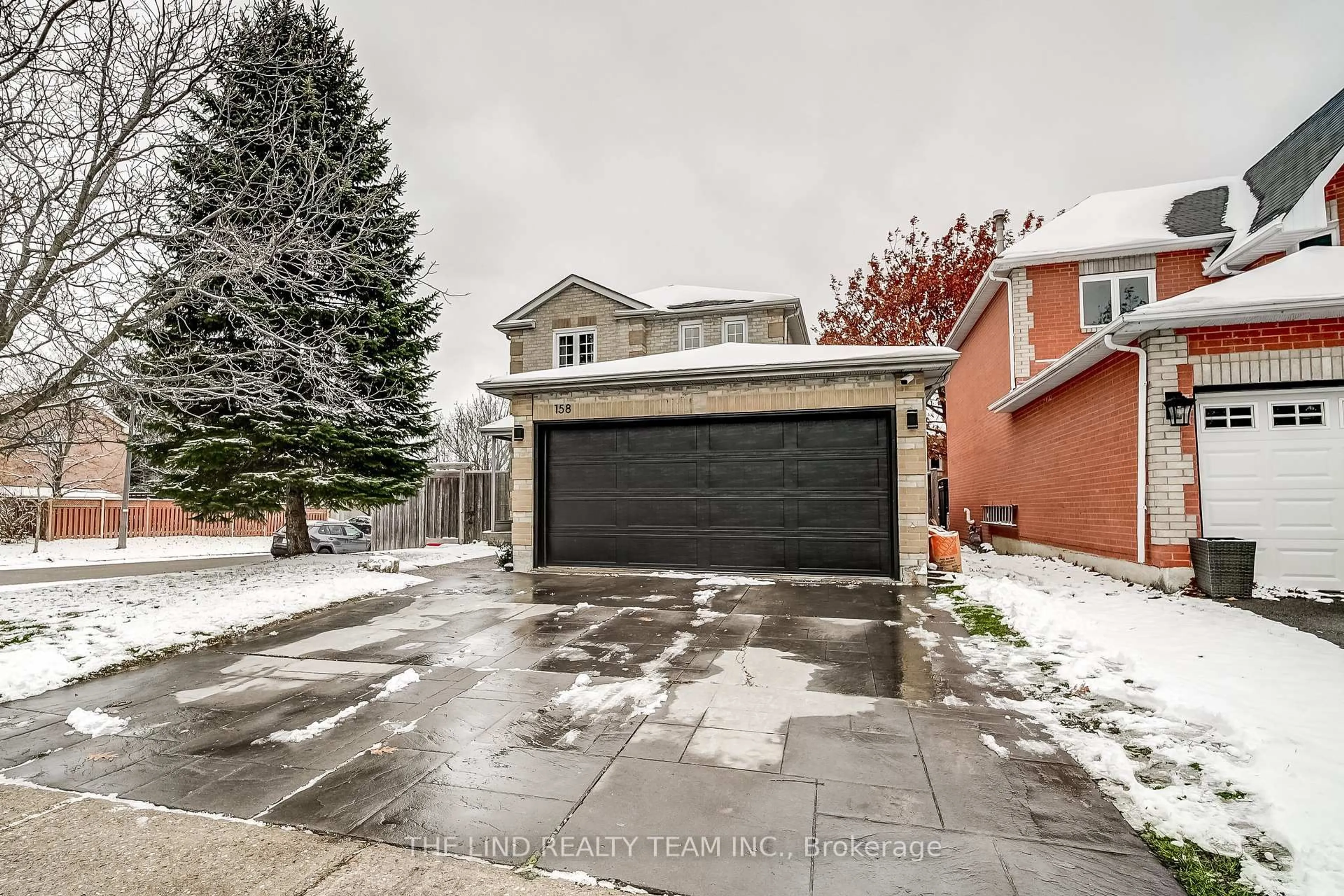 Unknown for 158 Dawlish Ave, Aurora Ontario L4G 6R2