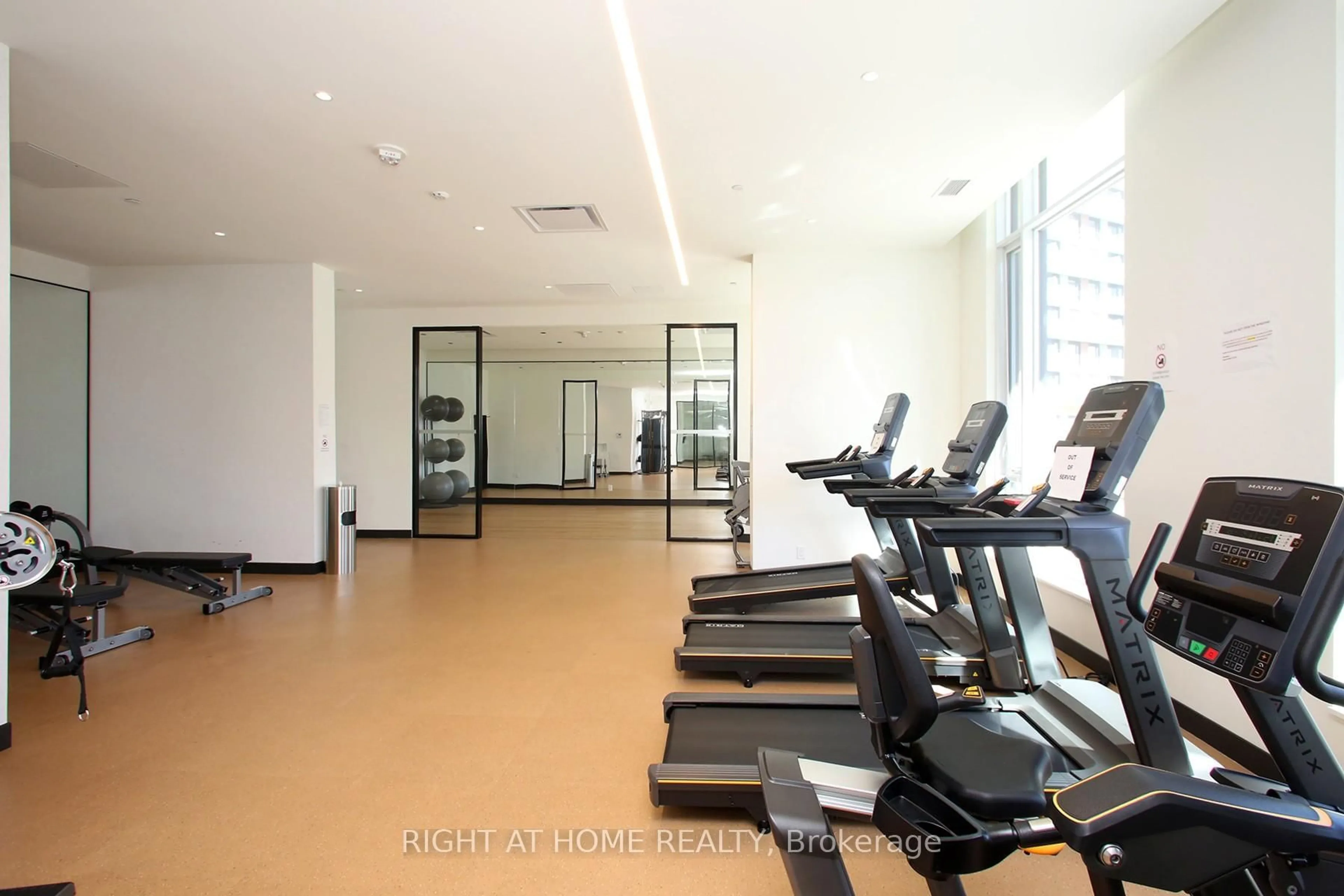 Gym or fitness room for 6 David Eyer Rd #513, Richmond Hill Ontario L4S 0N5