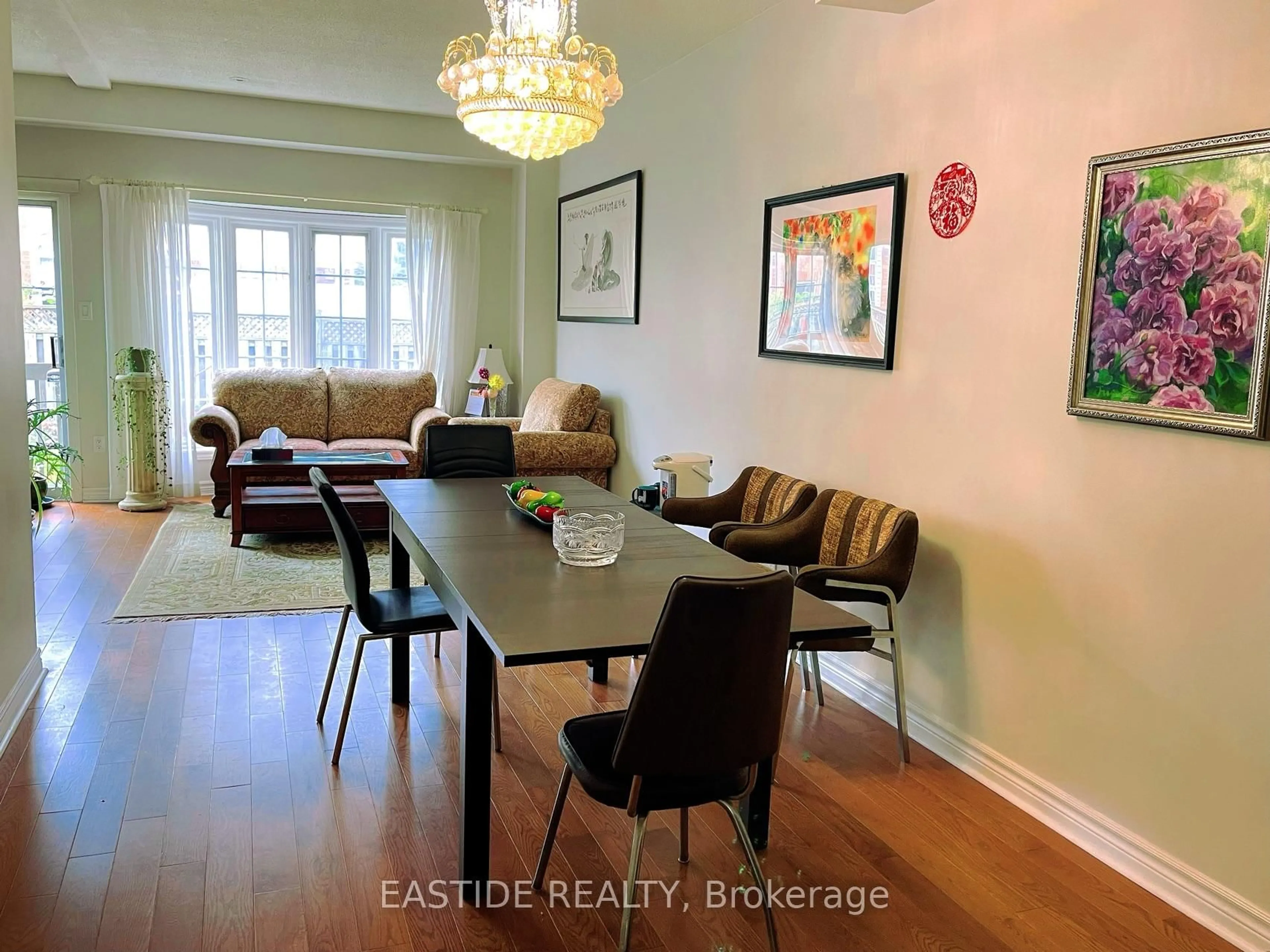 Dining room, wood/laminate floor for 200 Milliken Meadows Dr, Markham Ontario L3R 0V9