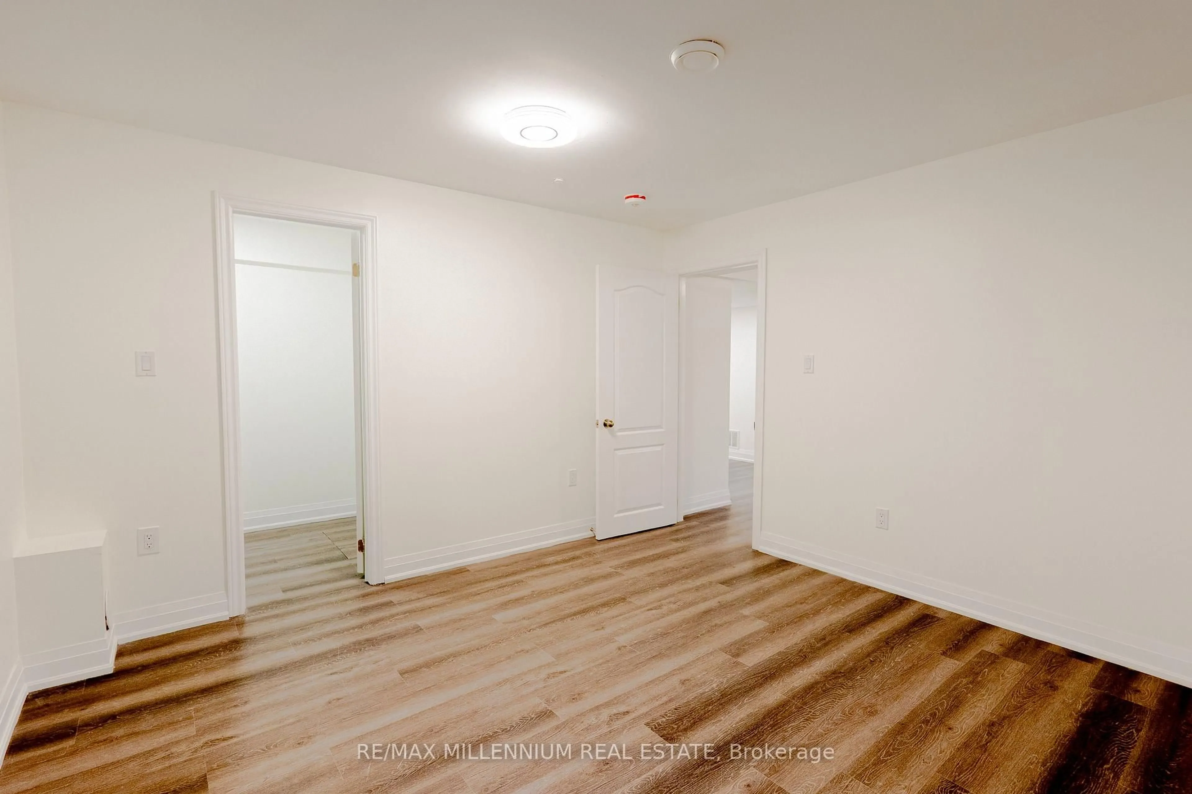 A pic of a room for 1 Bracknell Ave, Markham Ontario L6C 0B2