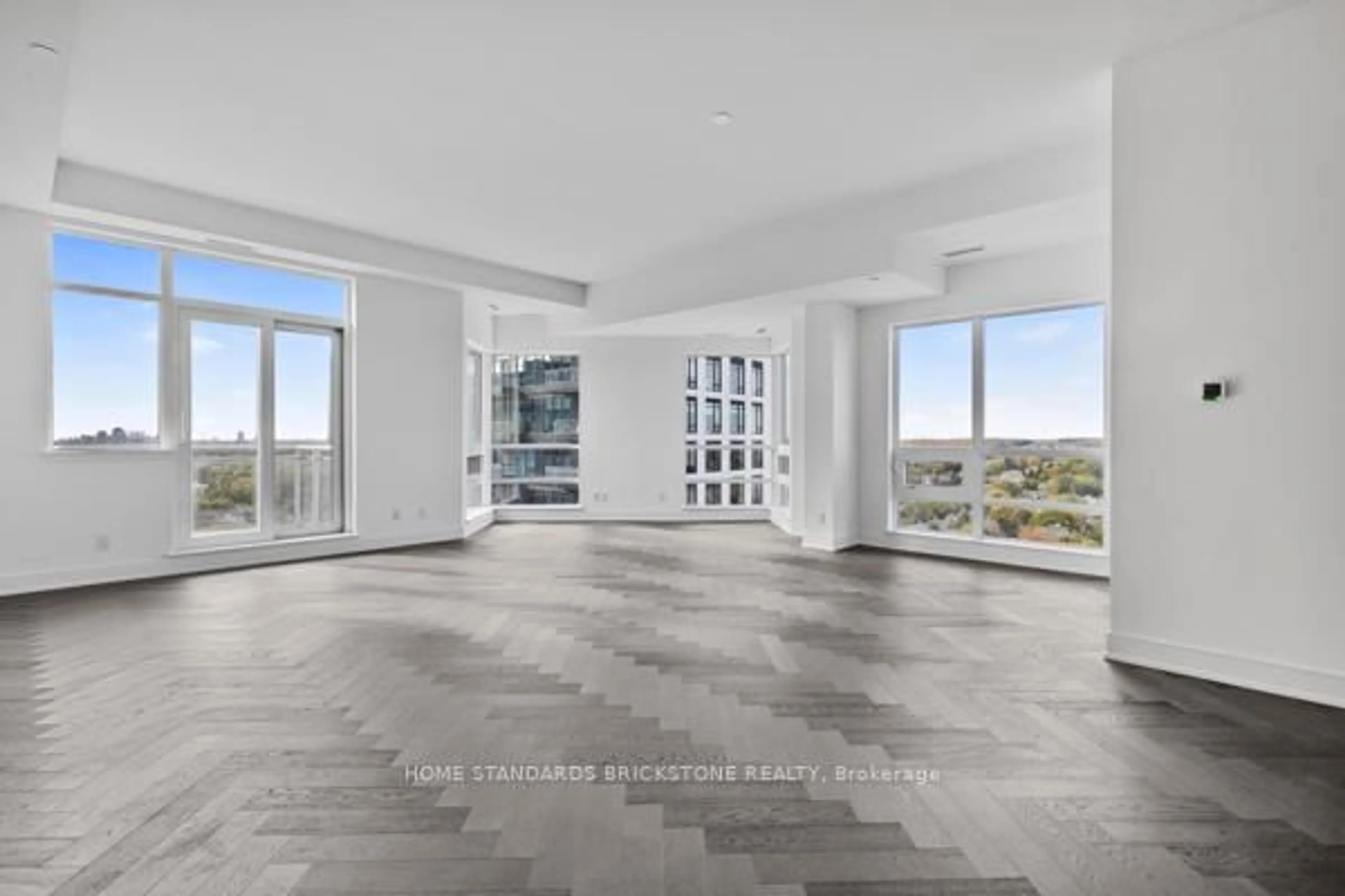 A pic of a room for 8888 Yonge St #1301, Richmond Hill Ontario L4C 5V6