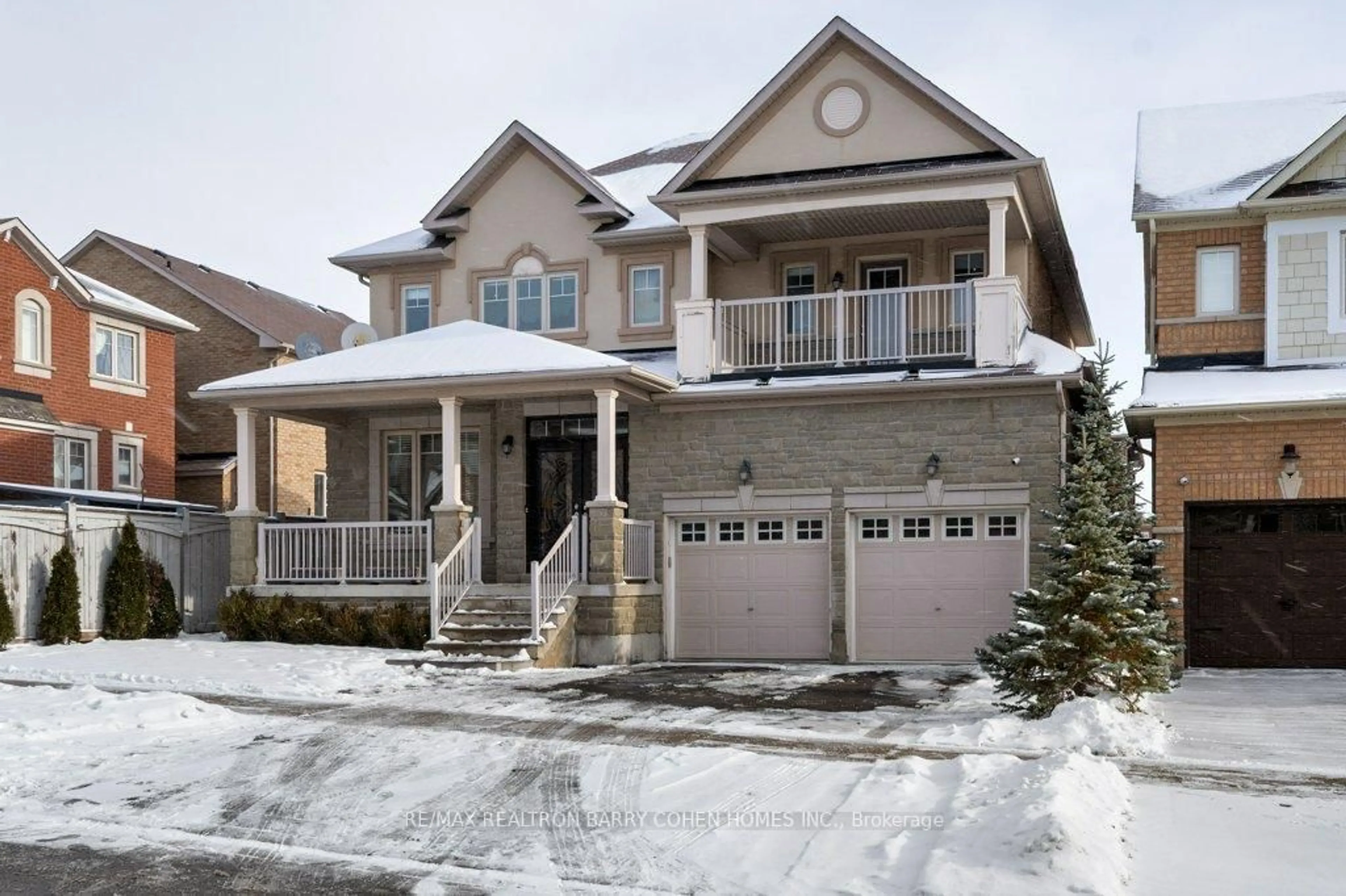 Home with brick exterior material, street for 17 Lourakis St, Richmond Hill Ontario L4E 0J5