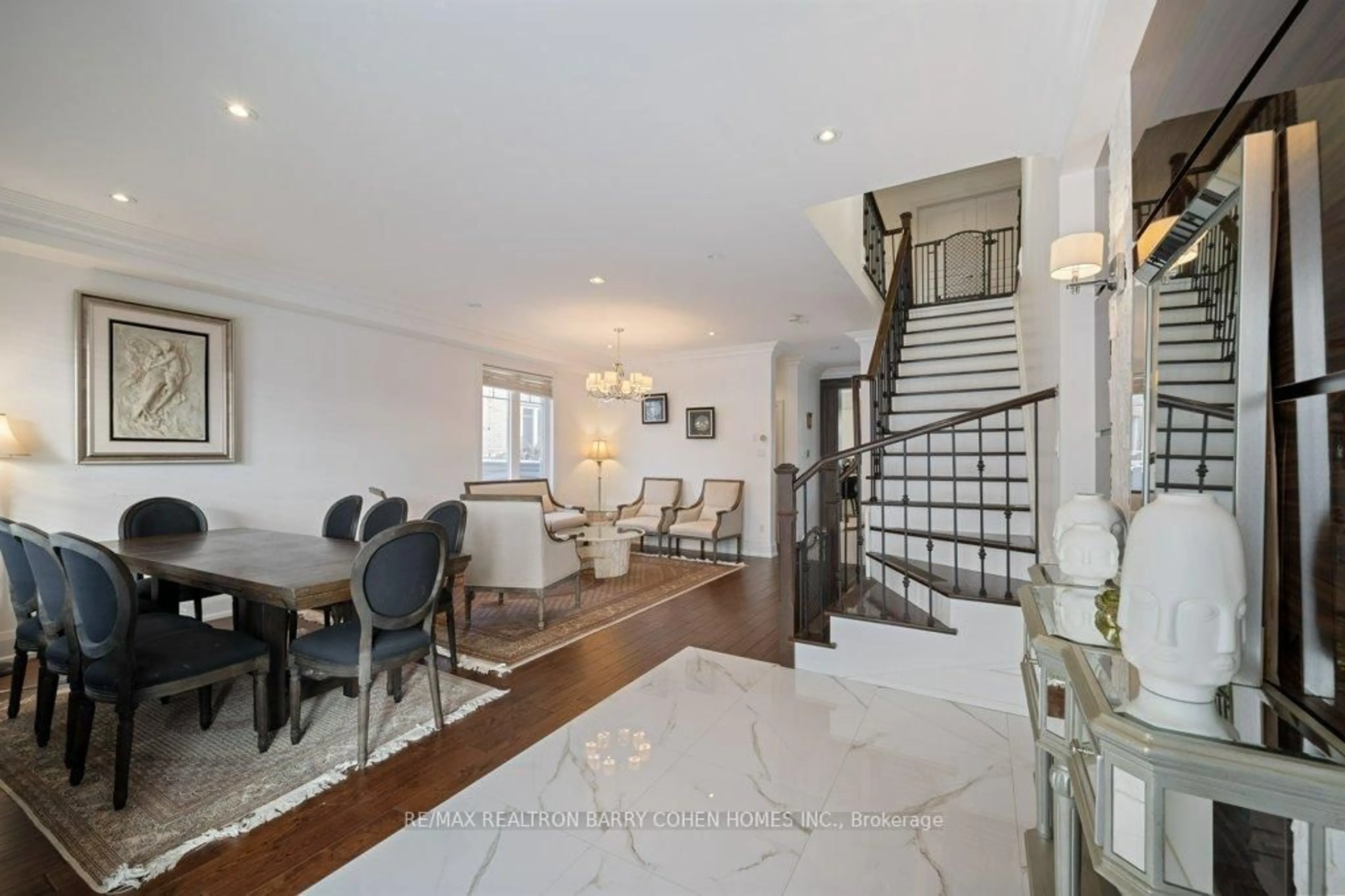 Dining room, unknown for 17 Lourakis St, Richmond Hill Ontario L4E 0J5