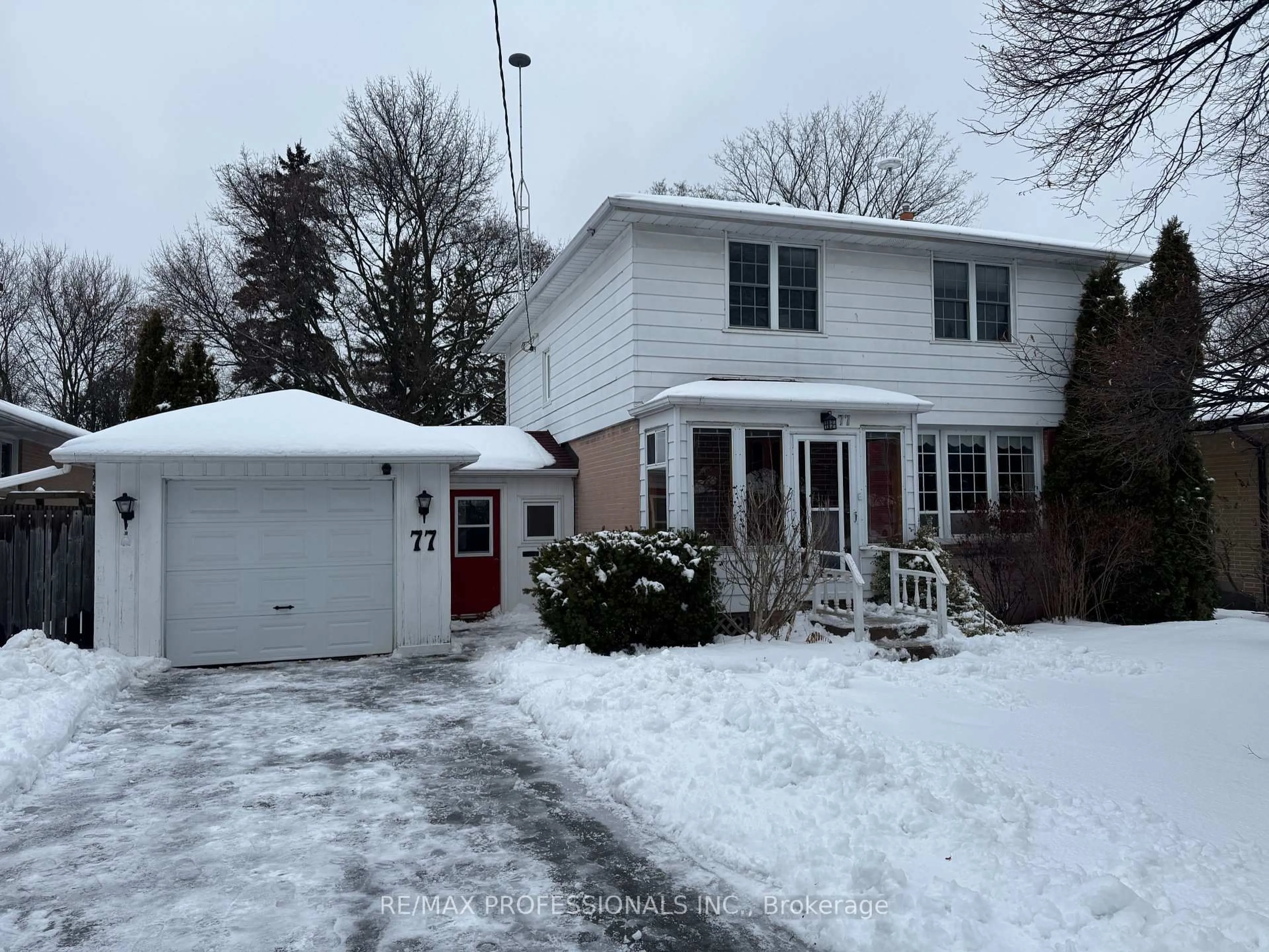 Unknown for 77 Bedford Park Ave, Richmond Hill Ontario L4C 2N9