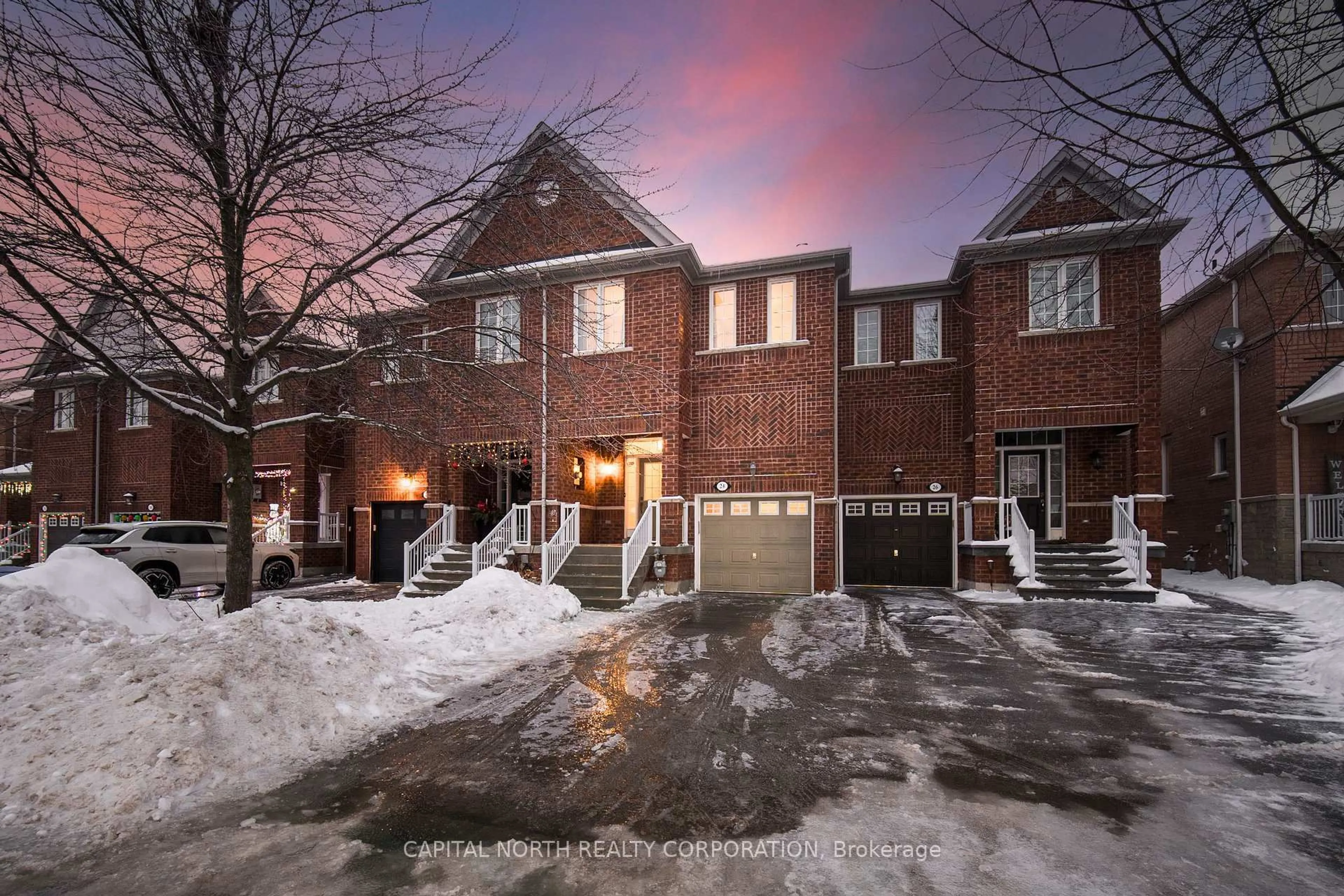 Home with brick exterior material, street for 24 Gosnel Circ, Bradford West Gwillimbury Ontario L3Z 0G4