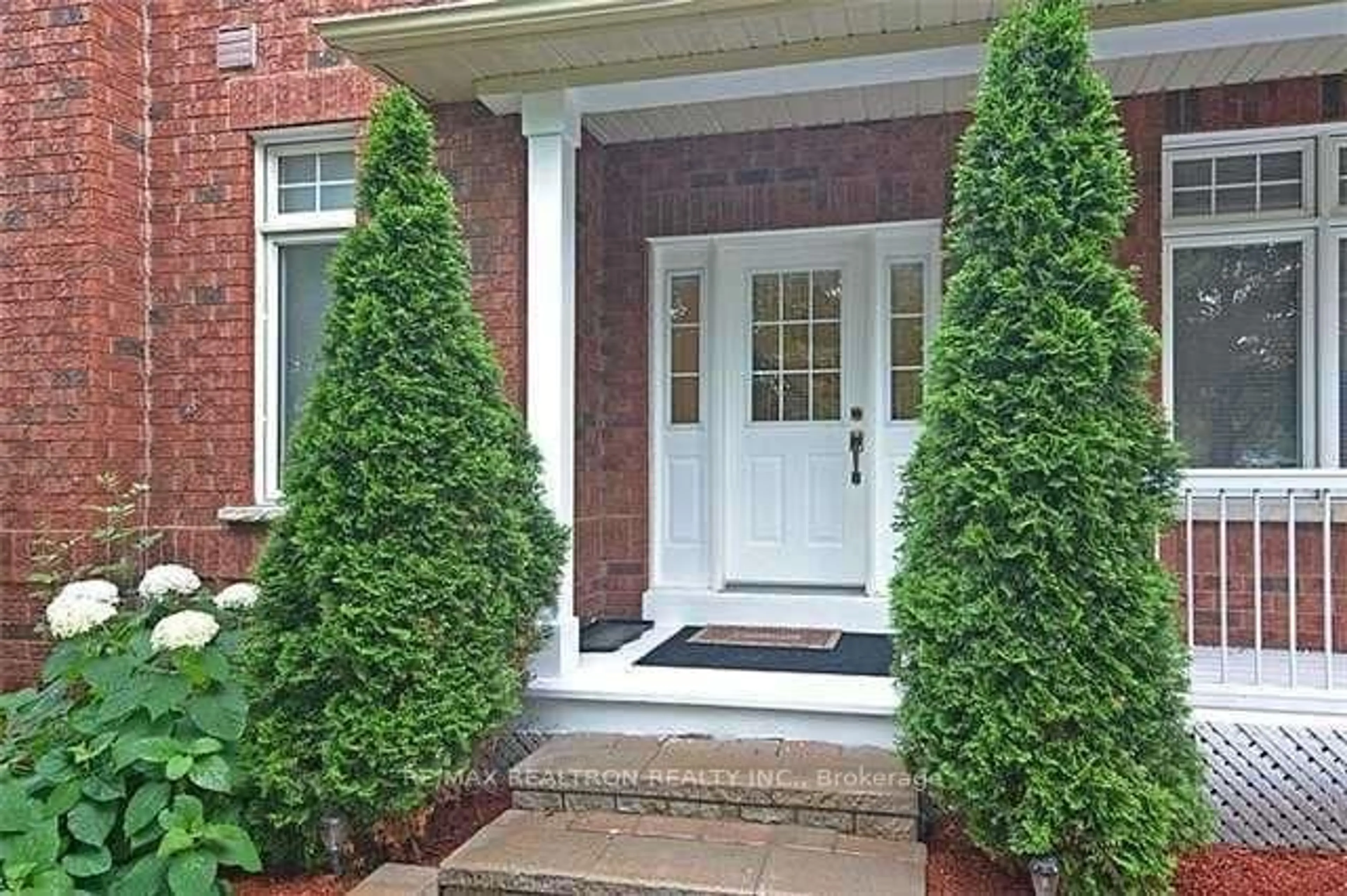 Unknown for 1 Settlement Park Ave, Markham Ontario L6B 1B5