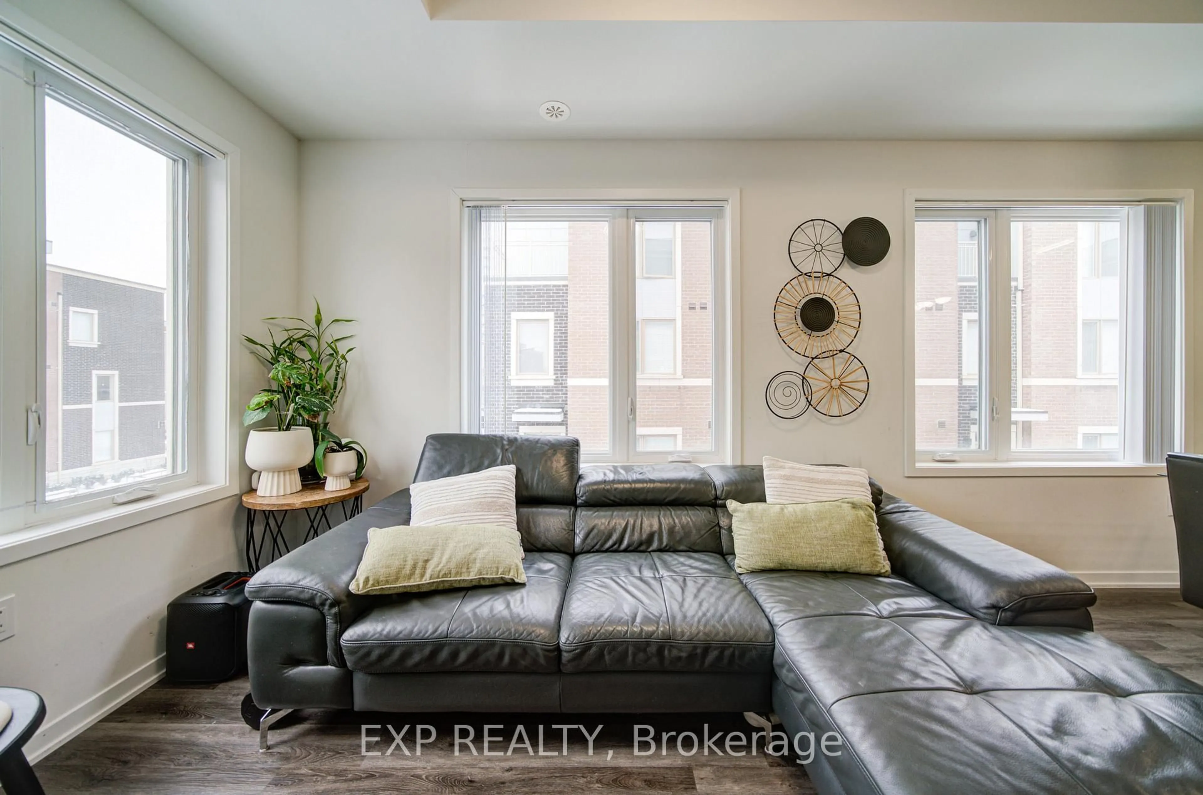 Living room with furniture, unknown for 131 Honeycrisp Cres #TH210, Vaughan Ontario L4K 0N7