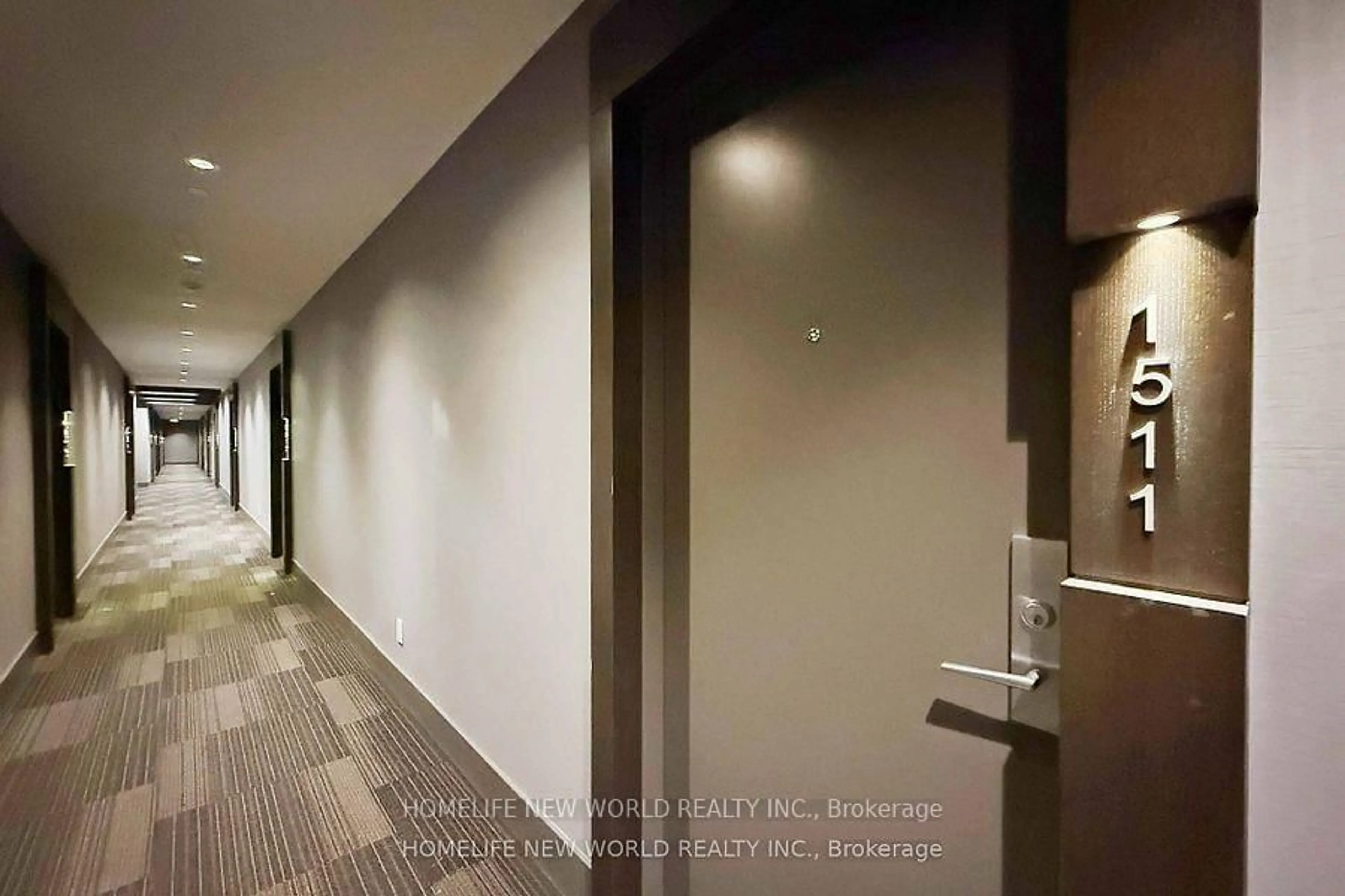 Indoor foyer for 8081 Birchmount Rd #1511, Markham Ontario L6G 0G5