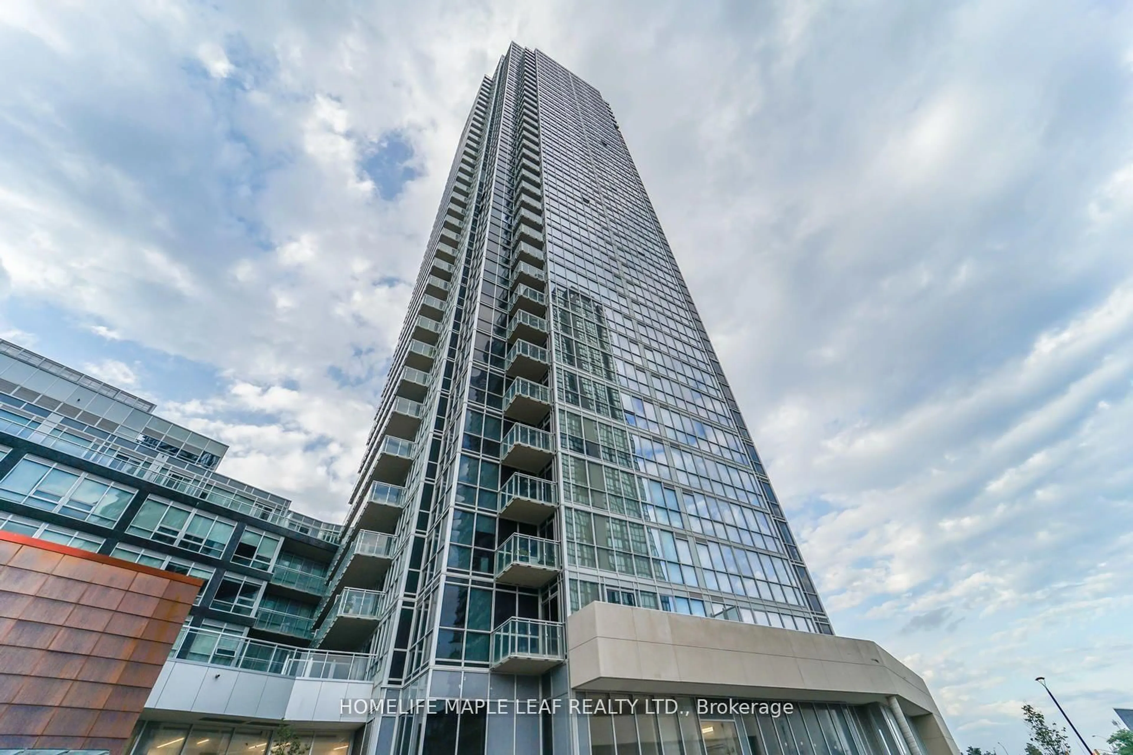 Indoor foyer for 2908 Highway 7 Rd #3307, Vaughan Ontario L4K 0K5