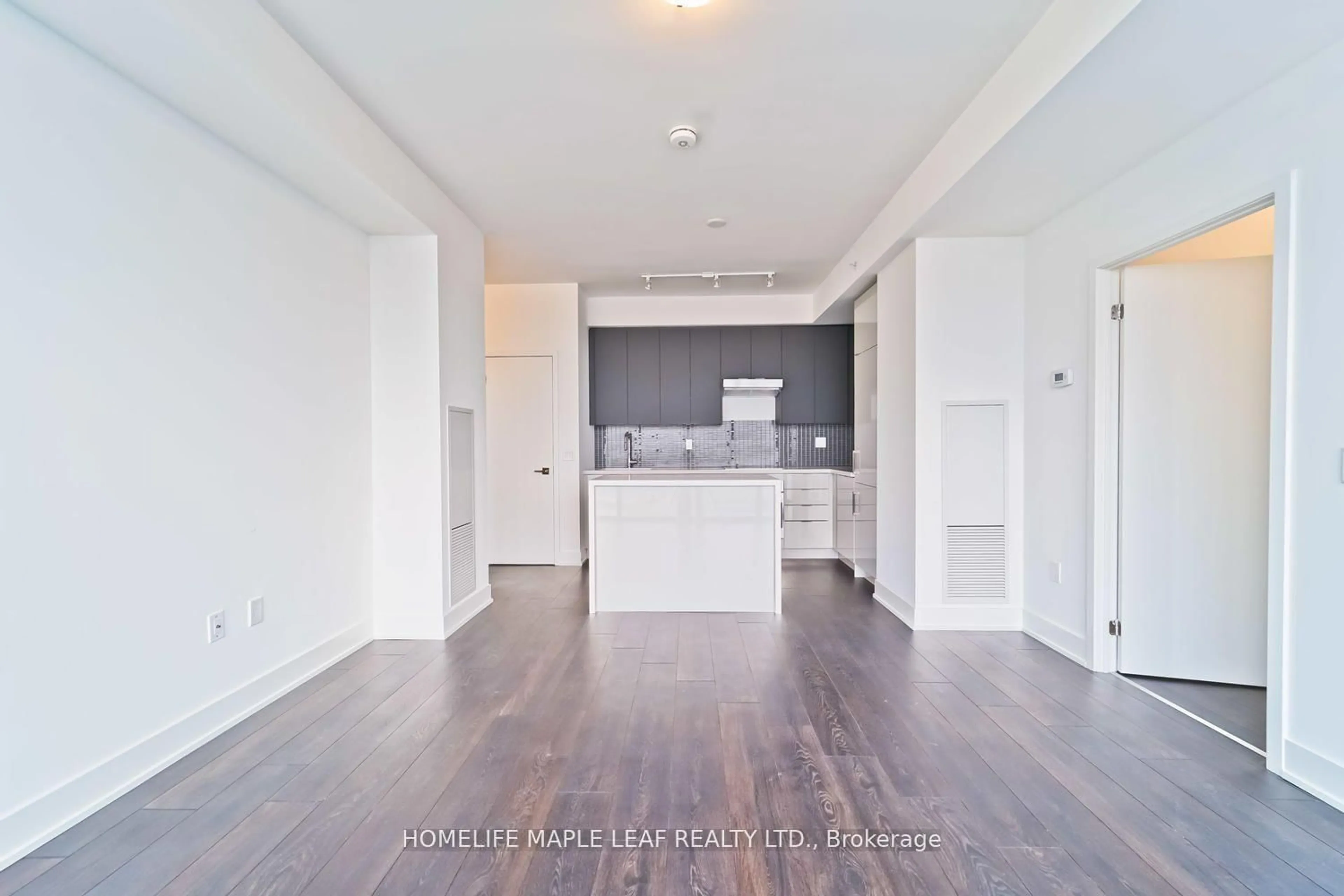 Open concept kitchen, unknown for 2908 Highway 7 Rd #3307, Vaughan Ontario L4K 0K5