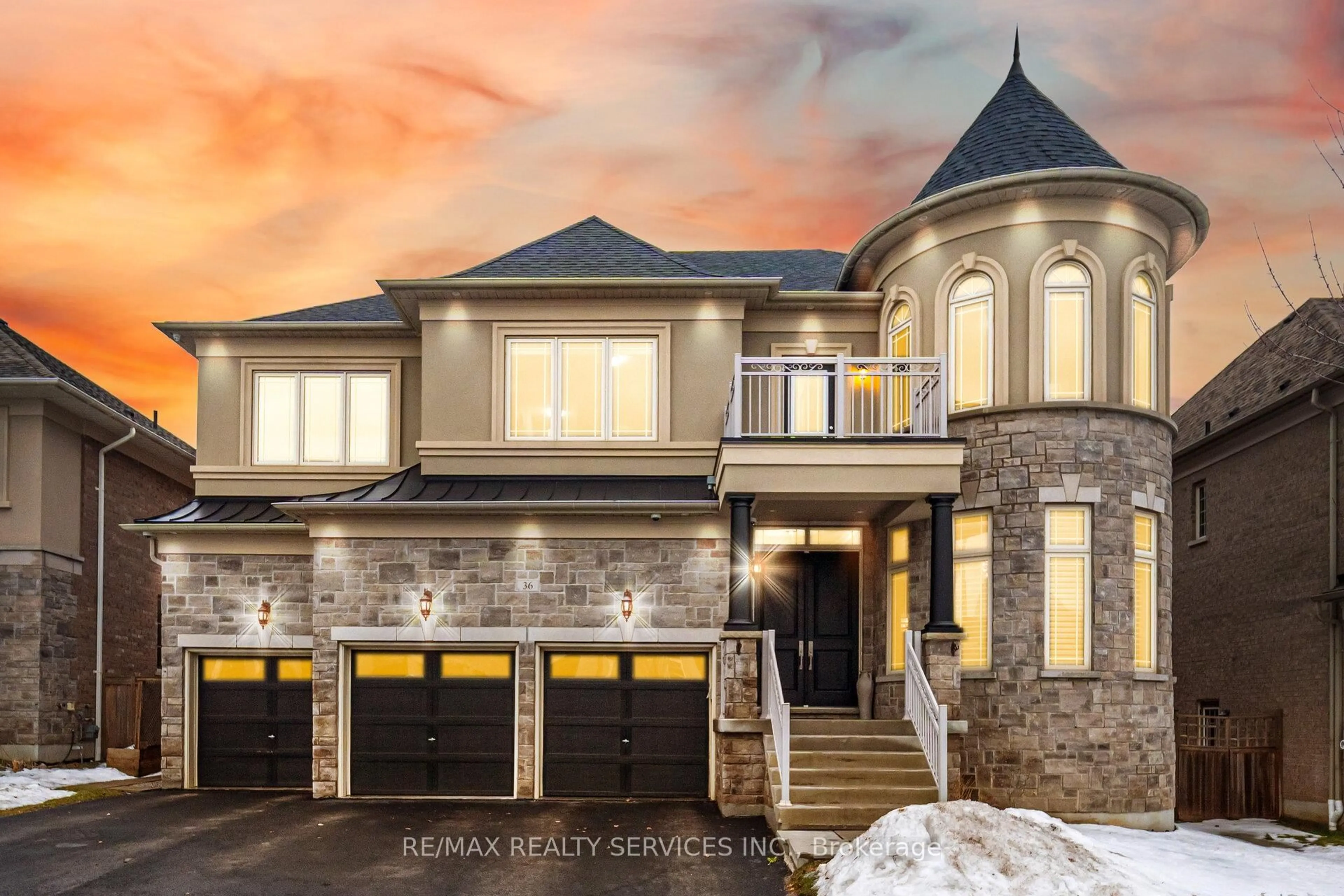 Home with brick exterior material, mountain view for 36 West Coast Tr, King Ontario L7B 0A4