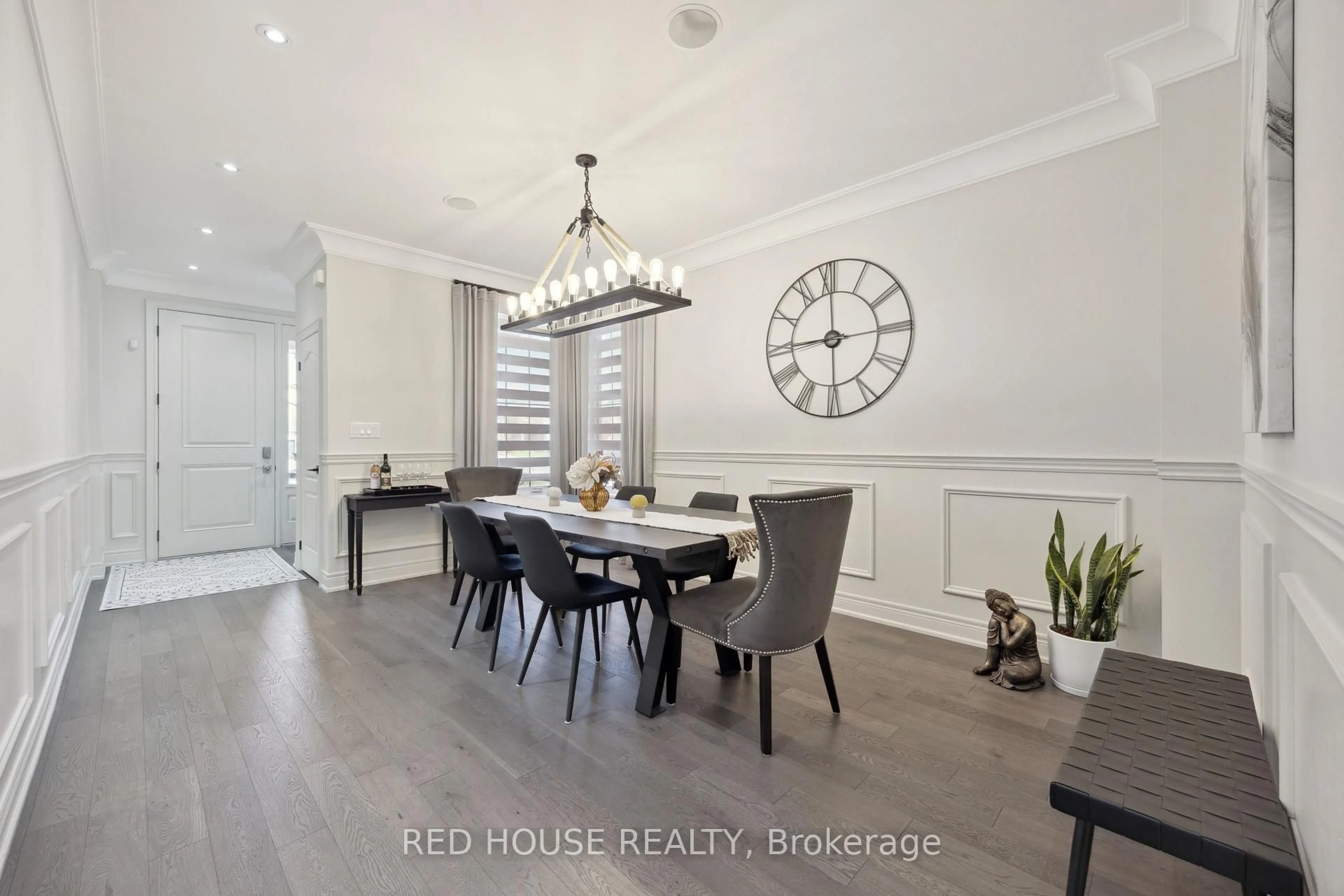 Dining room, unknown for 74 Mcdonnell Cres, Bradford West Gwillimbury Ontario L3Z 0S7