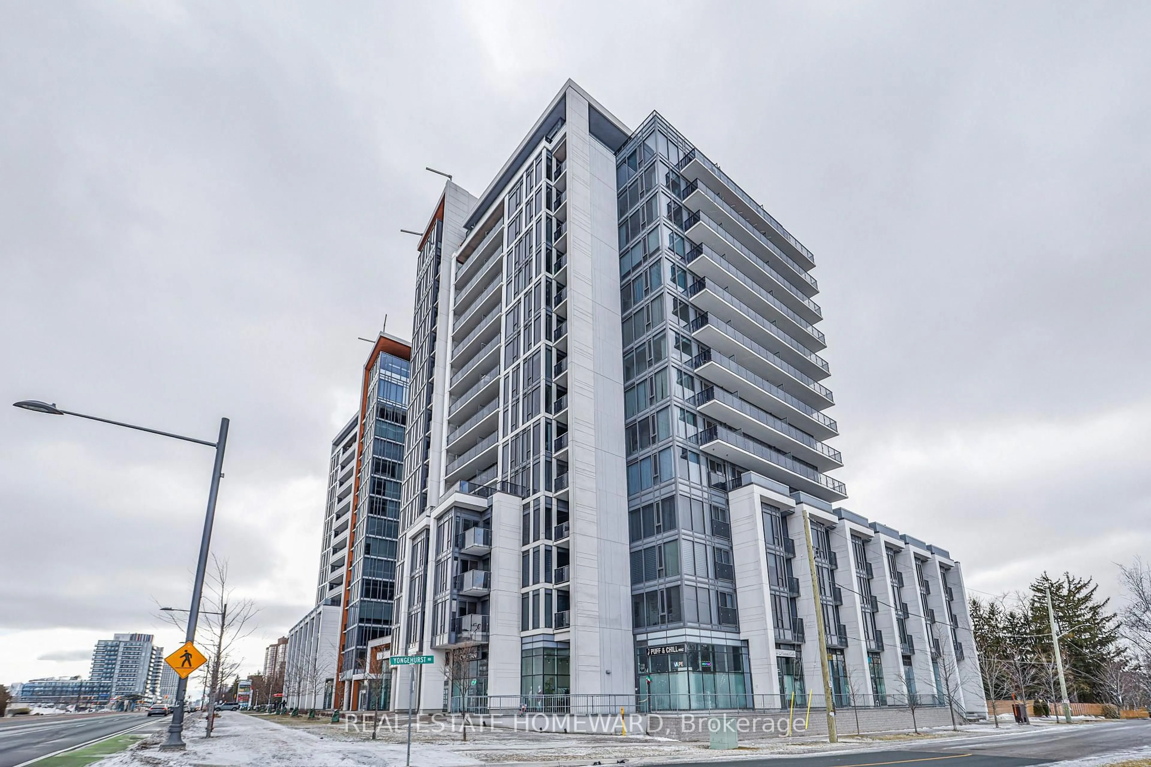 Unknown for 9600 Yonge St #911B, Richmond Hill Ontario L4C 0X3