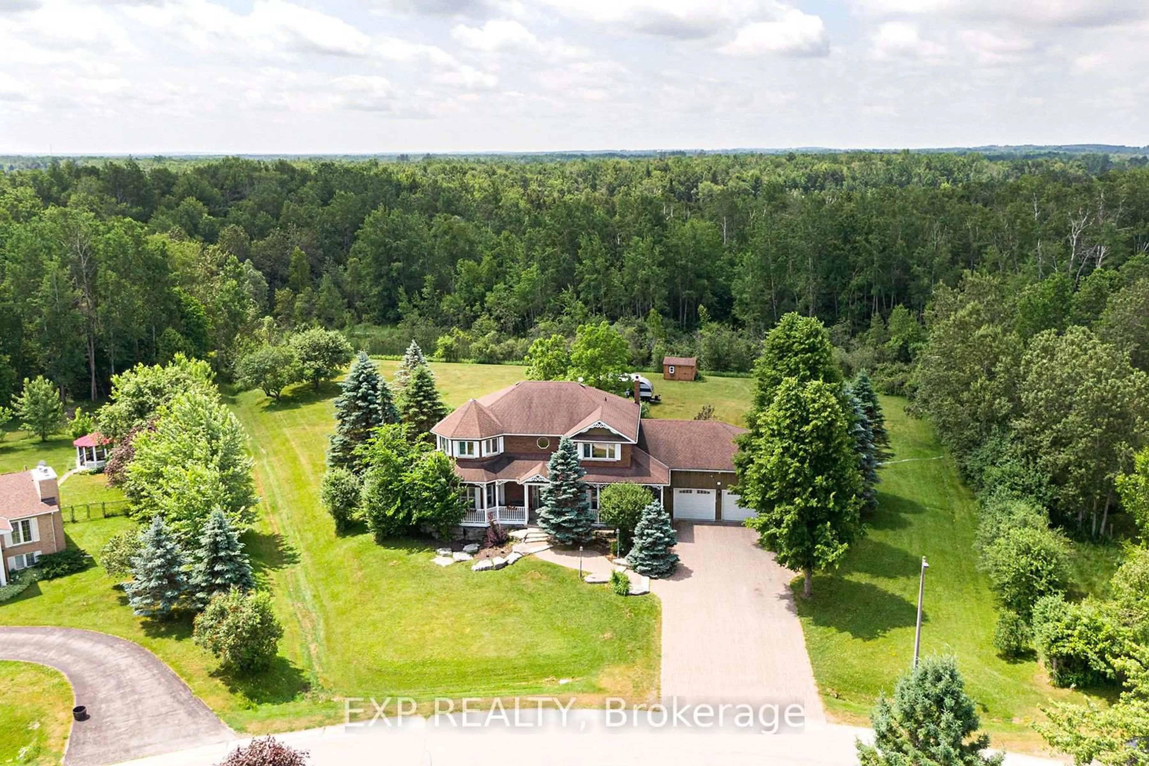 A pic from outside/outdoor area/front of a property/back of a property/a pic from drone, unknown for 16 Audubon Way, Georgina Ontario L0E 1A0