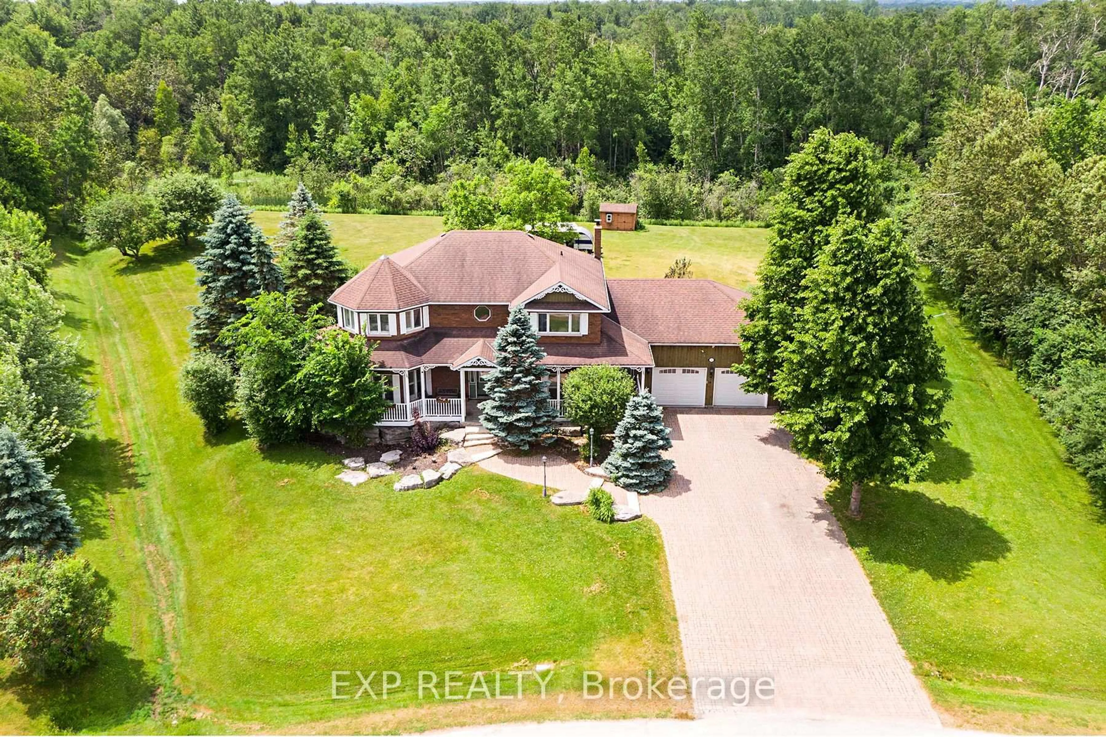 A pic from outside/outdoor area/front of a property/back of a property/a pic from drone, unknown for 16 Audubon Way, Georgina Ontario L0E 1A0
