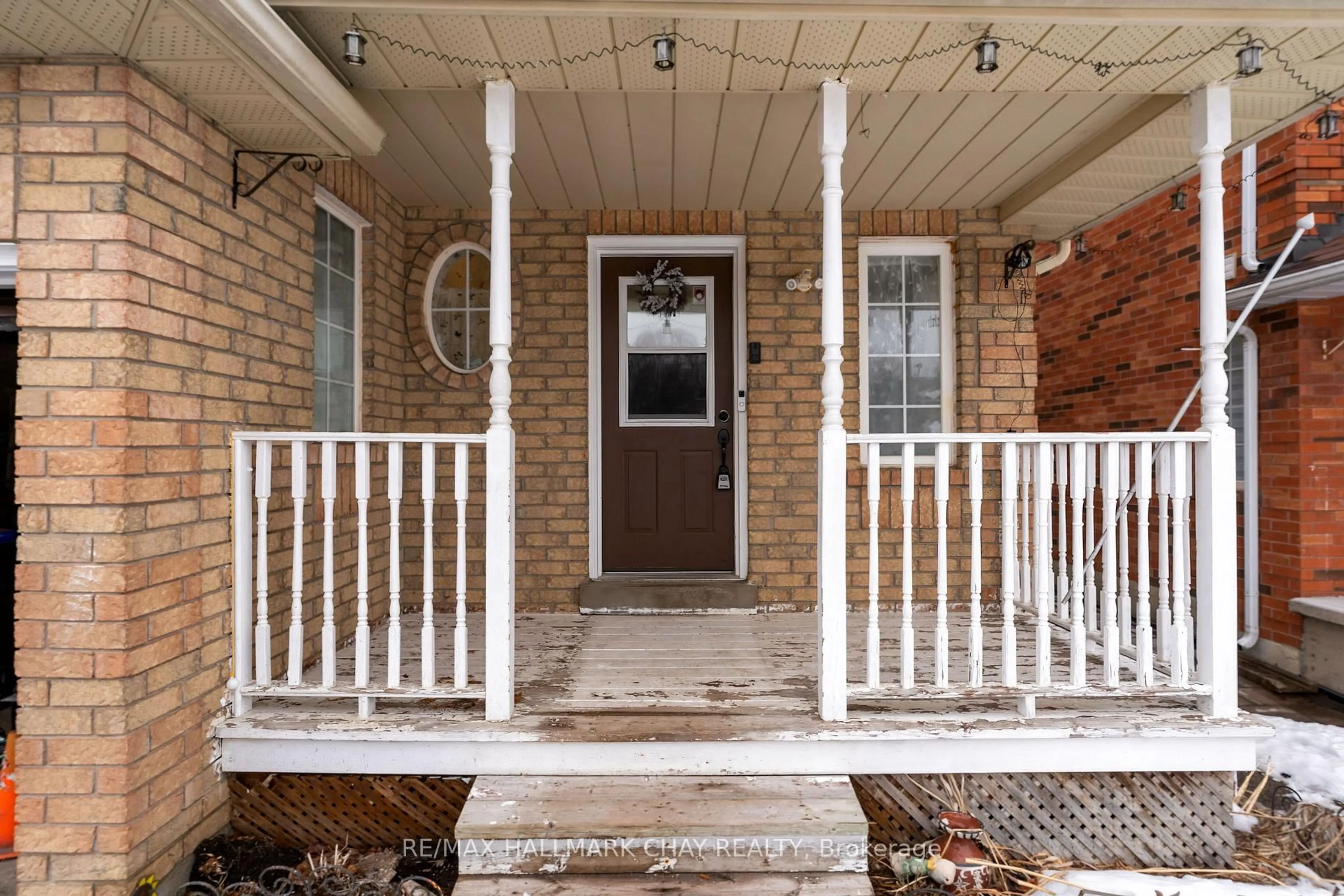 Unknown for 1324 Forest St, Innisfil Ontario L9S 1Z7