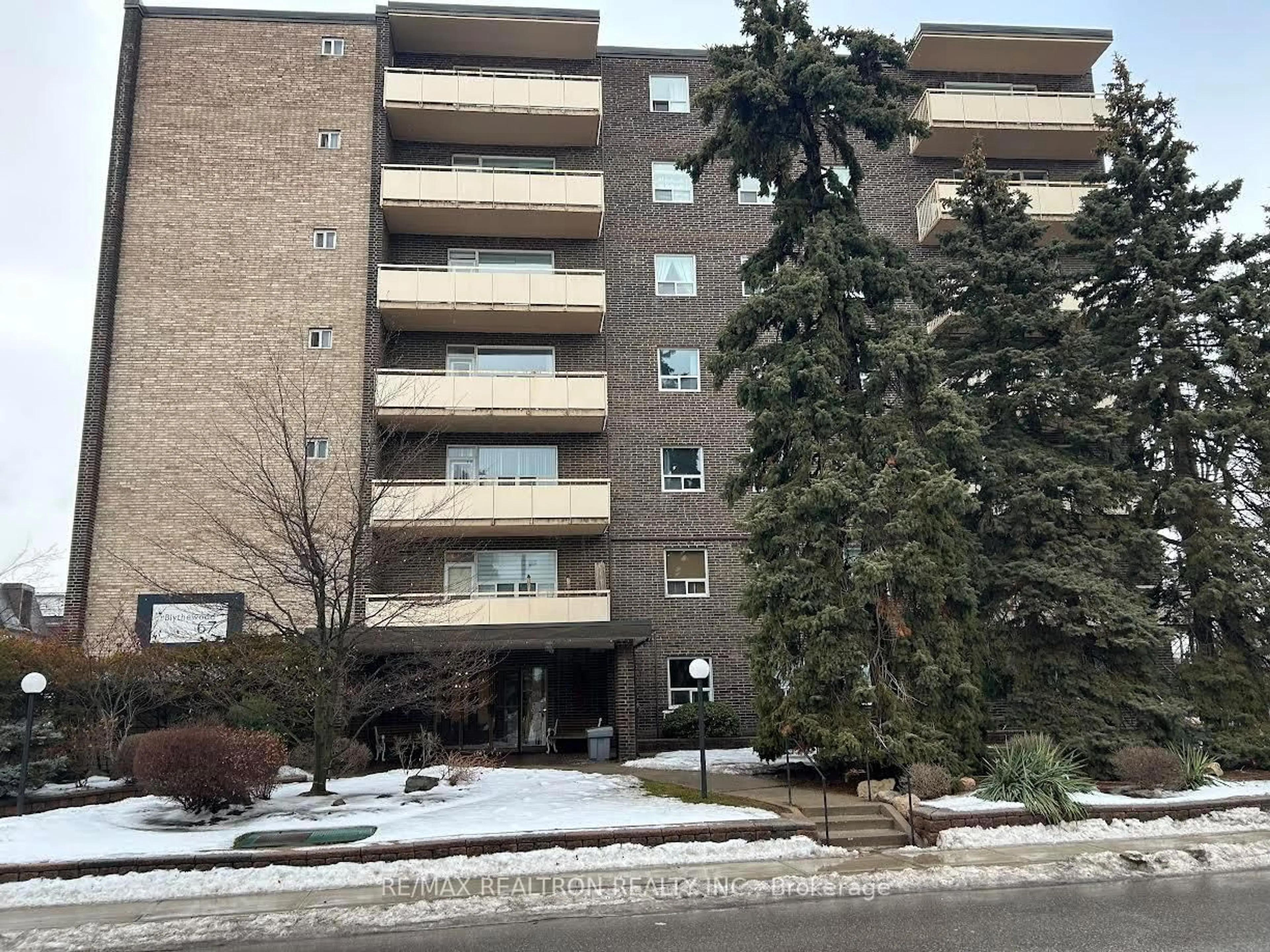 Unknown for 67 Richmond St #207, Richmond Hill Ontario L4C 3Y3