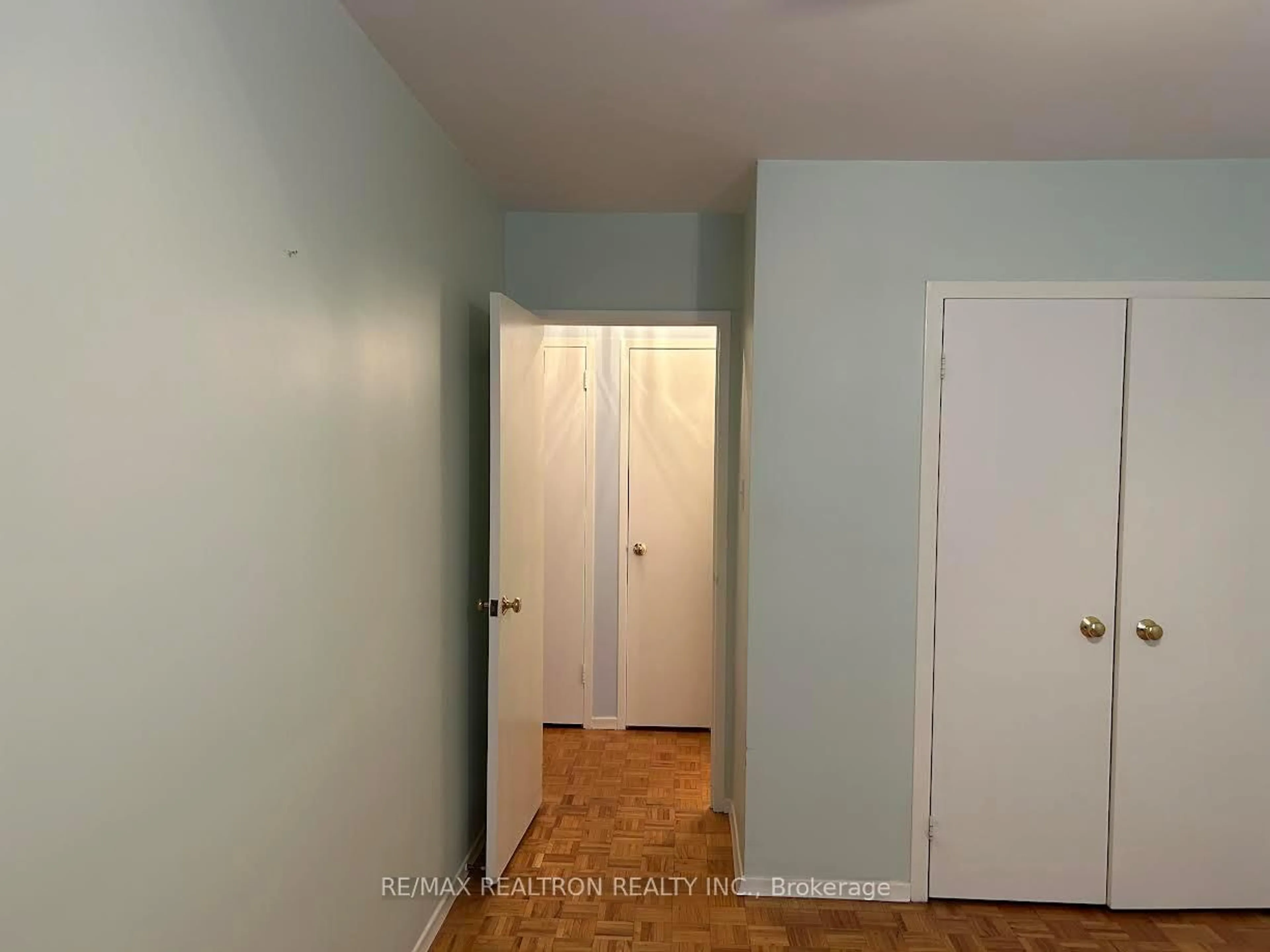 A pic of a room for 67 Richmond St #207, Richmond Hill Ontario L4C 3Y3