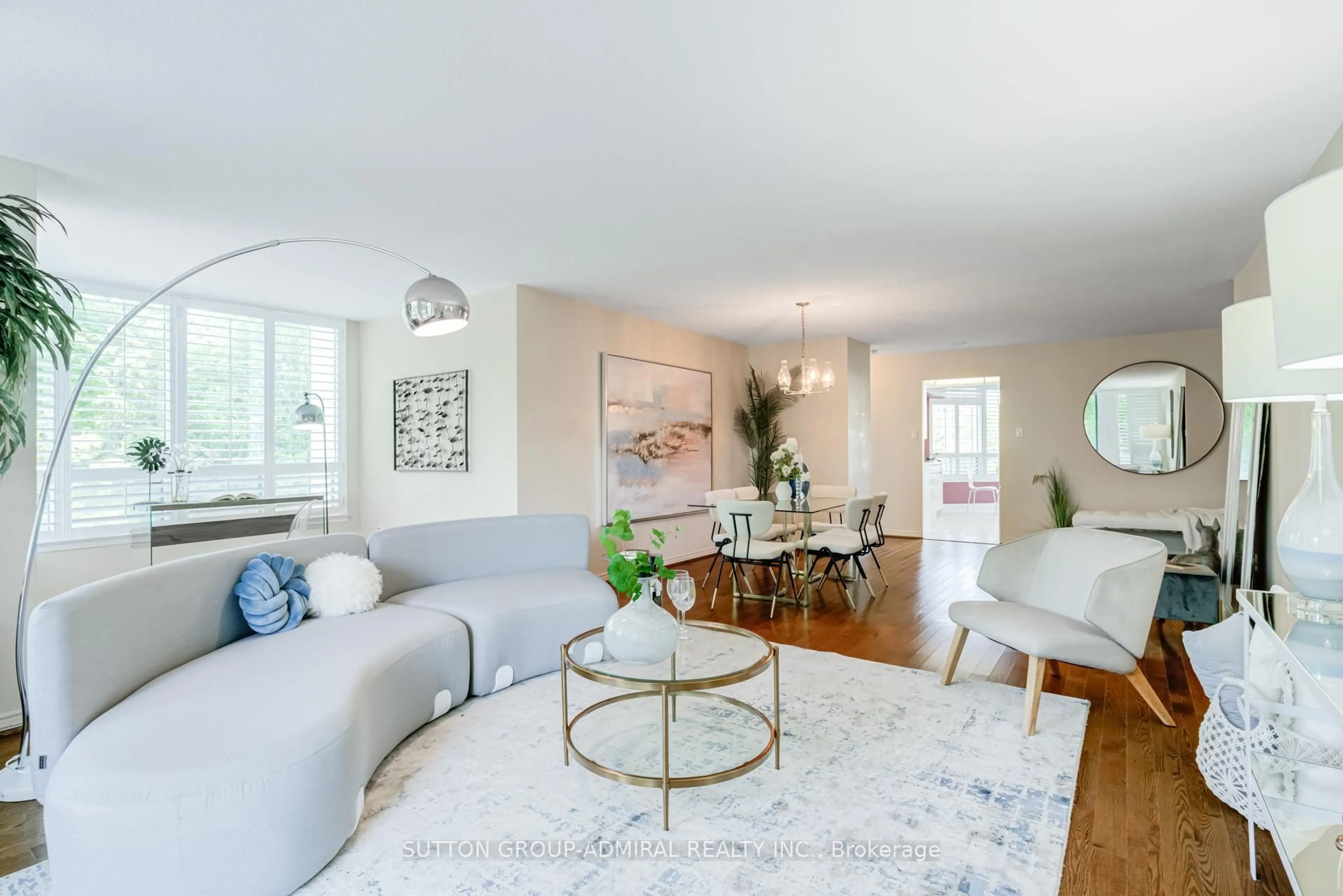 Living room with furniture, unknown for 7250 Yonge St #311, Vaughan Ontario L4J 7X1