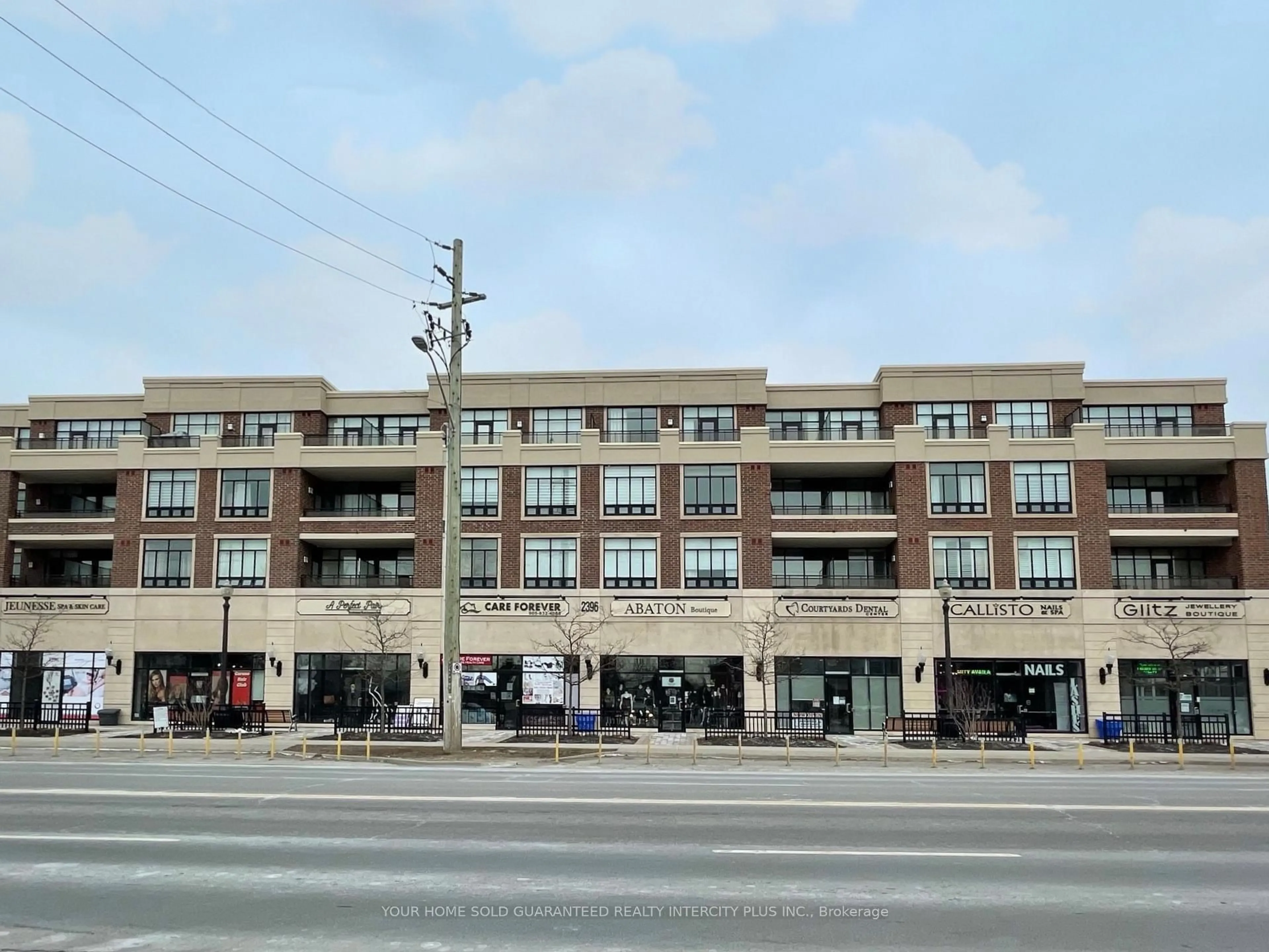 Blurry image for 2396 Major MacKenzie Dr #310, Vaughan Ontario L6A 4Y1