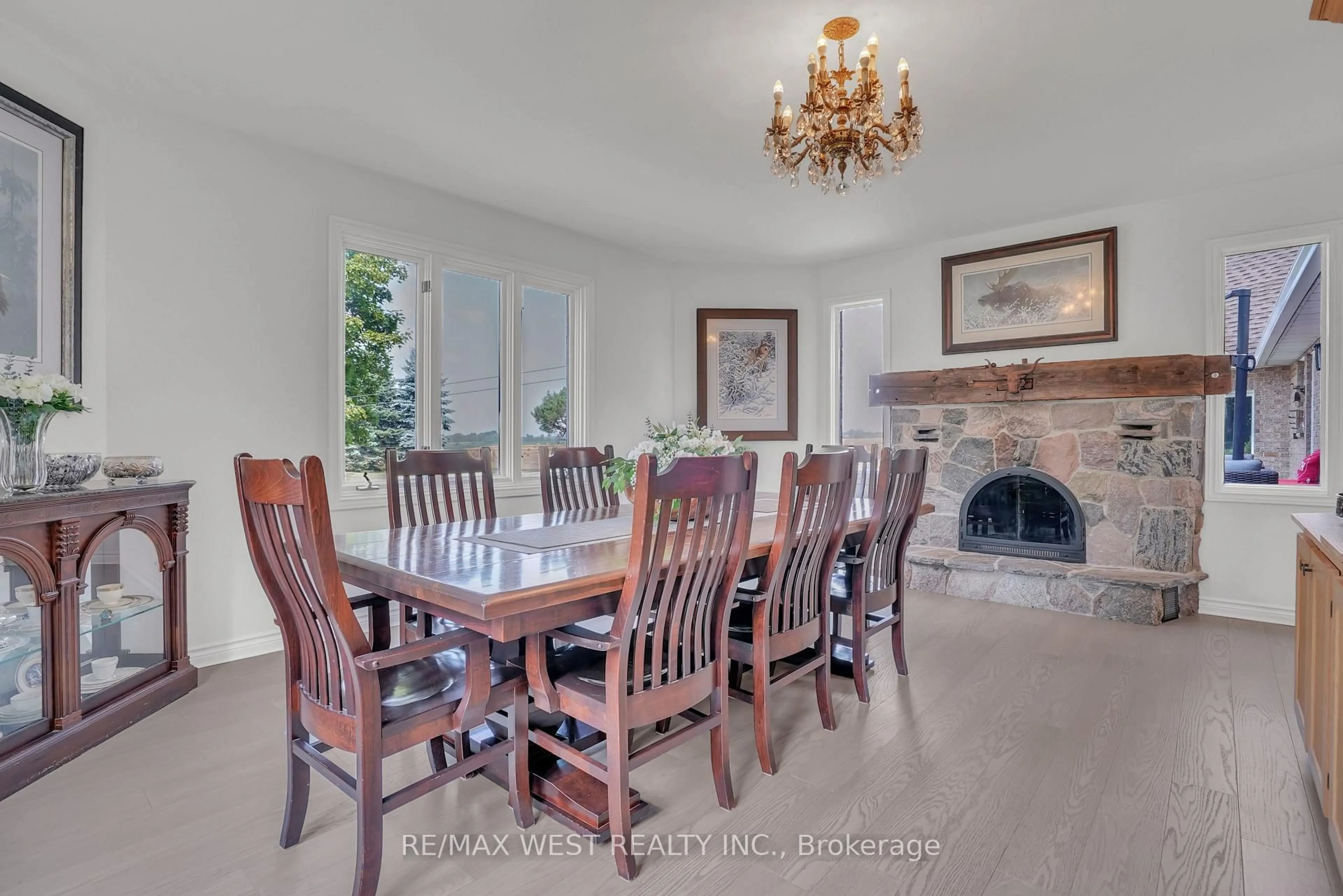 Dining room, ceramic/tile floor for 7636 County 1, Adjala-Tosorontio Ontario L0G 1W0