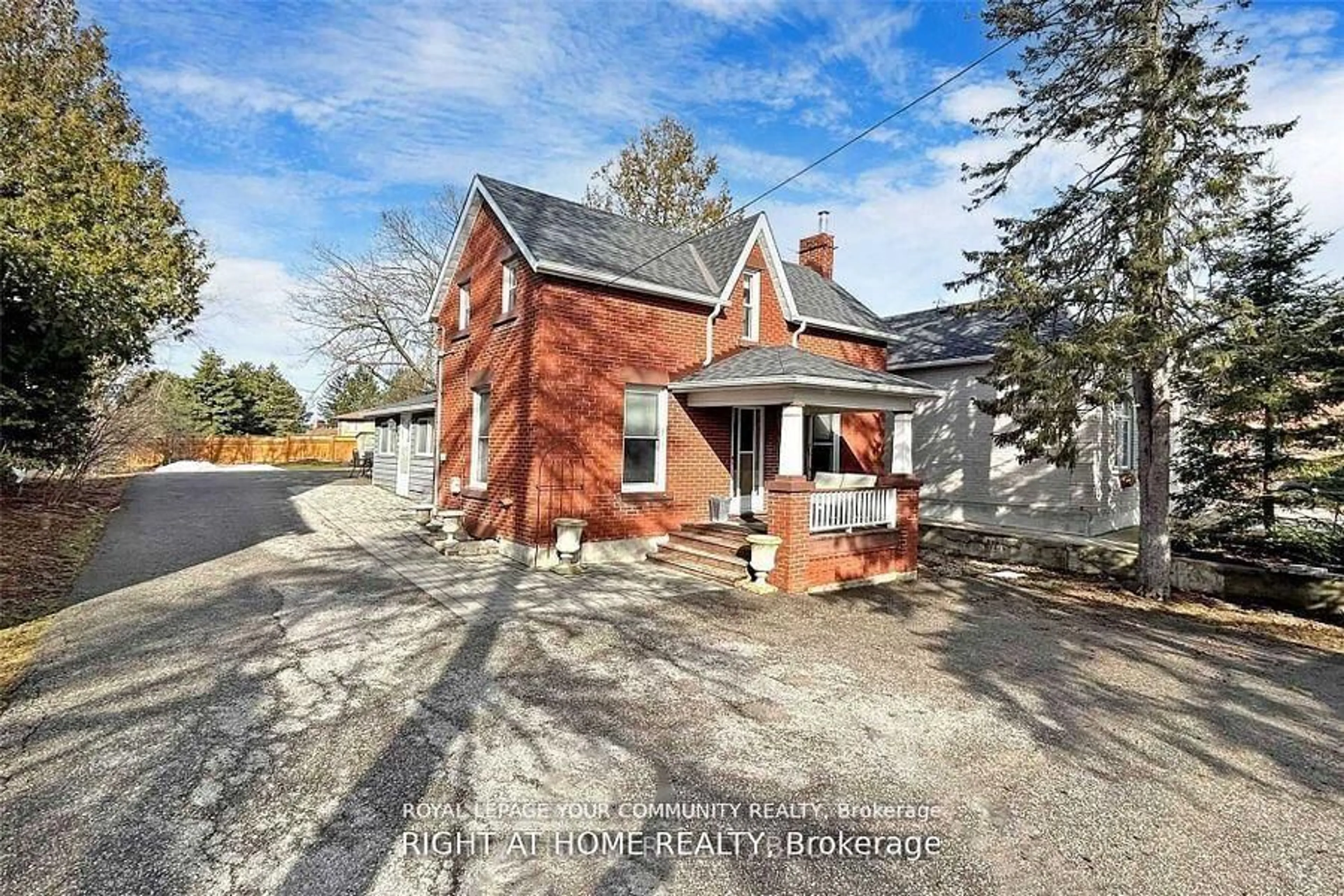 A pic from outside/outdoor area/front of a property/back of a property/a pic from drone, street for 13066 Keele St, King Ontario L7B 1H8